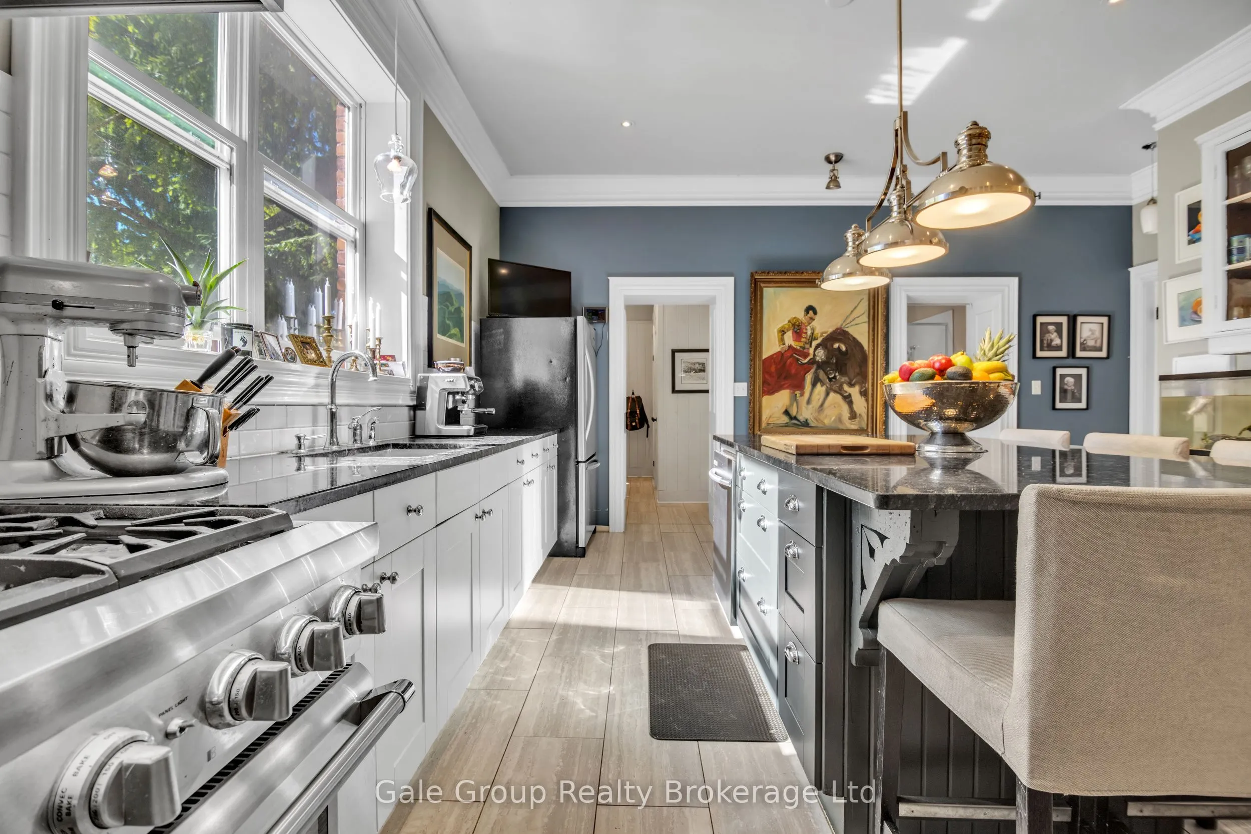 105 Vansittart Avenue
