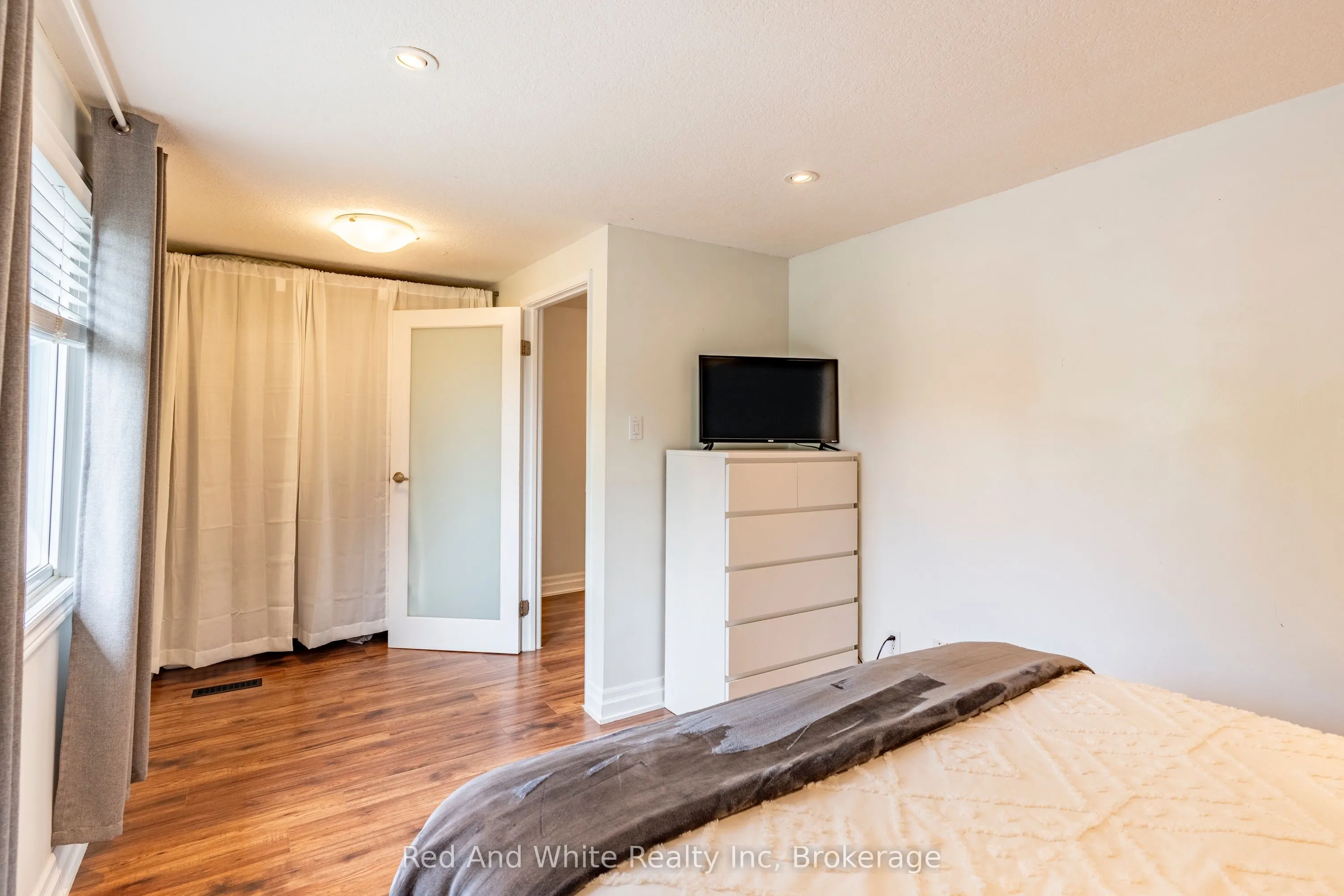 255 Northlake Drive, #3