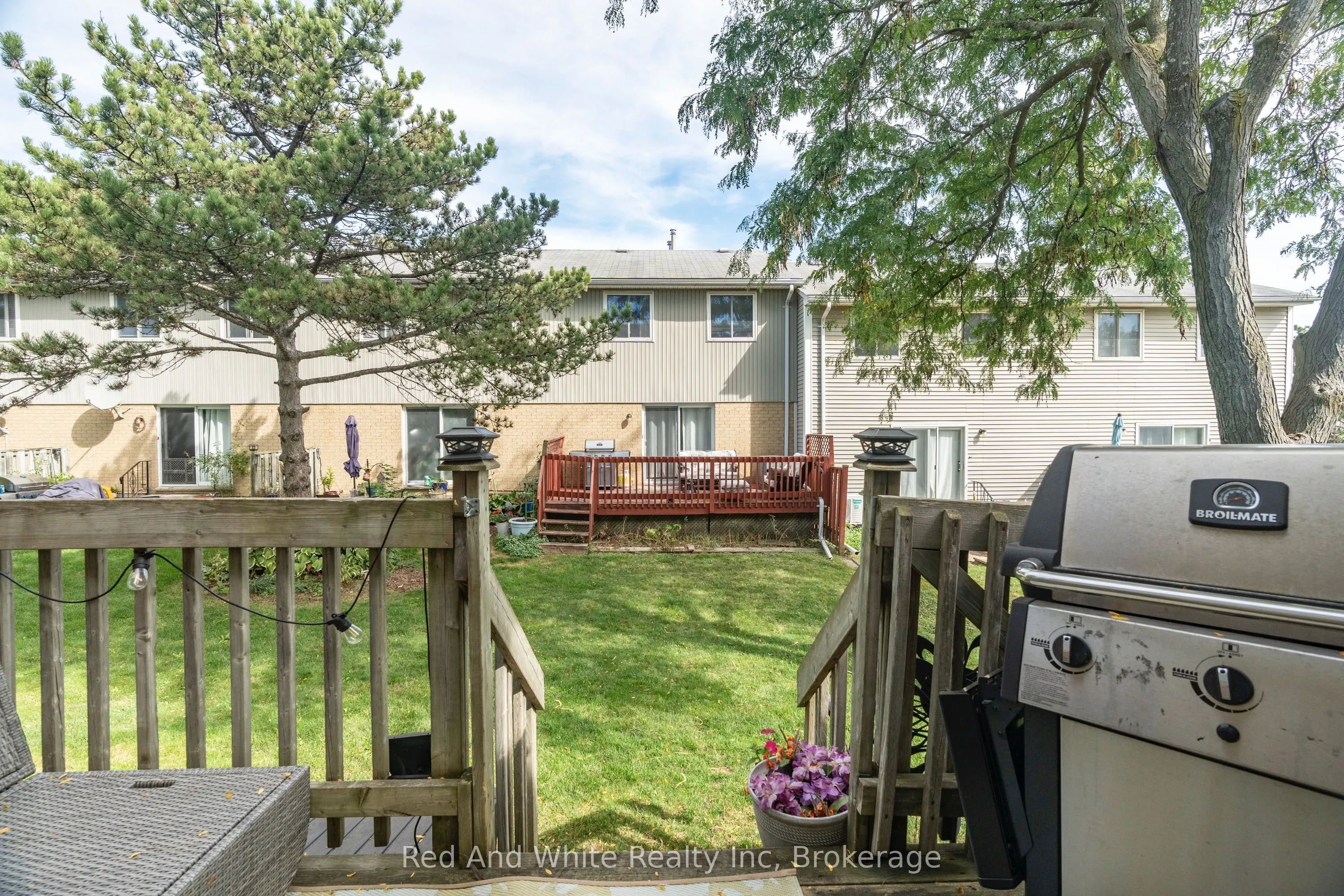 255 Northlake Drive, #3