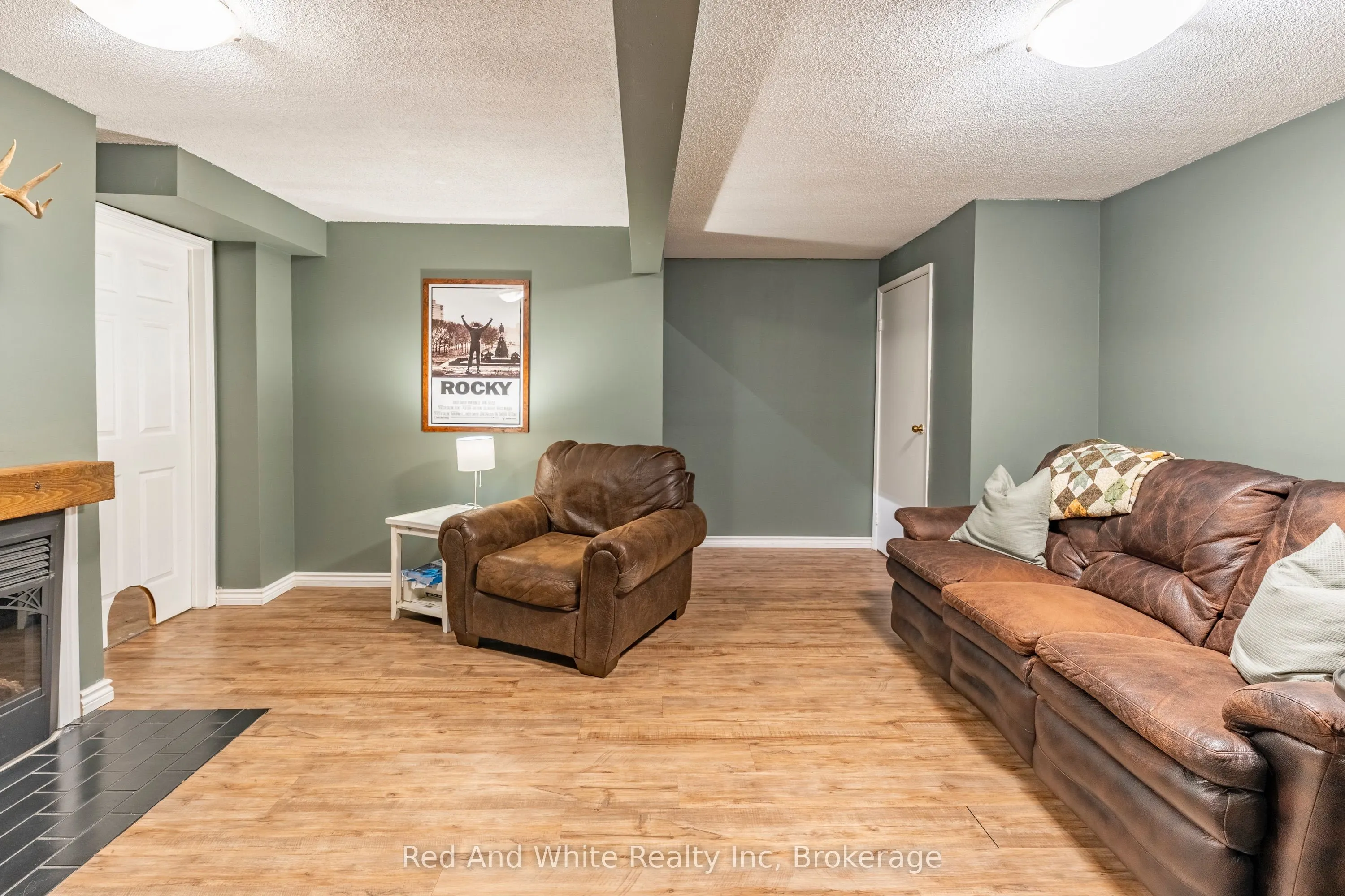 255 Northlake Drive, #3
