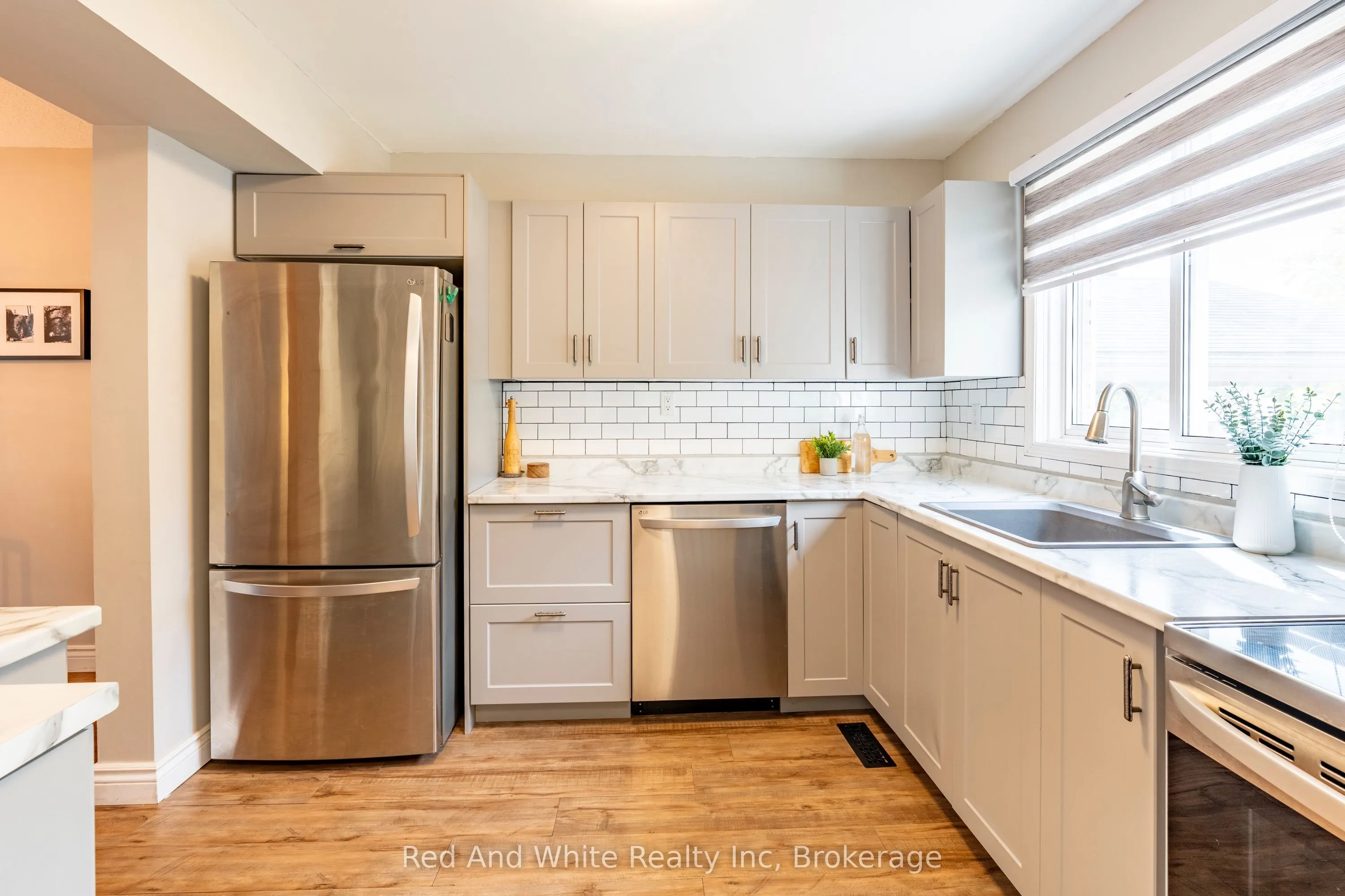 255 Northlake Drive, #3