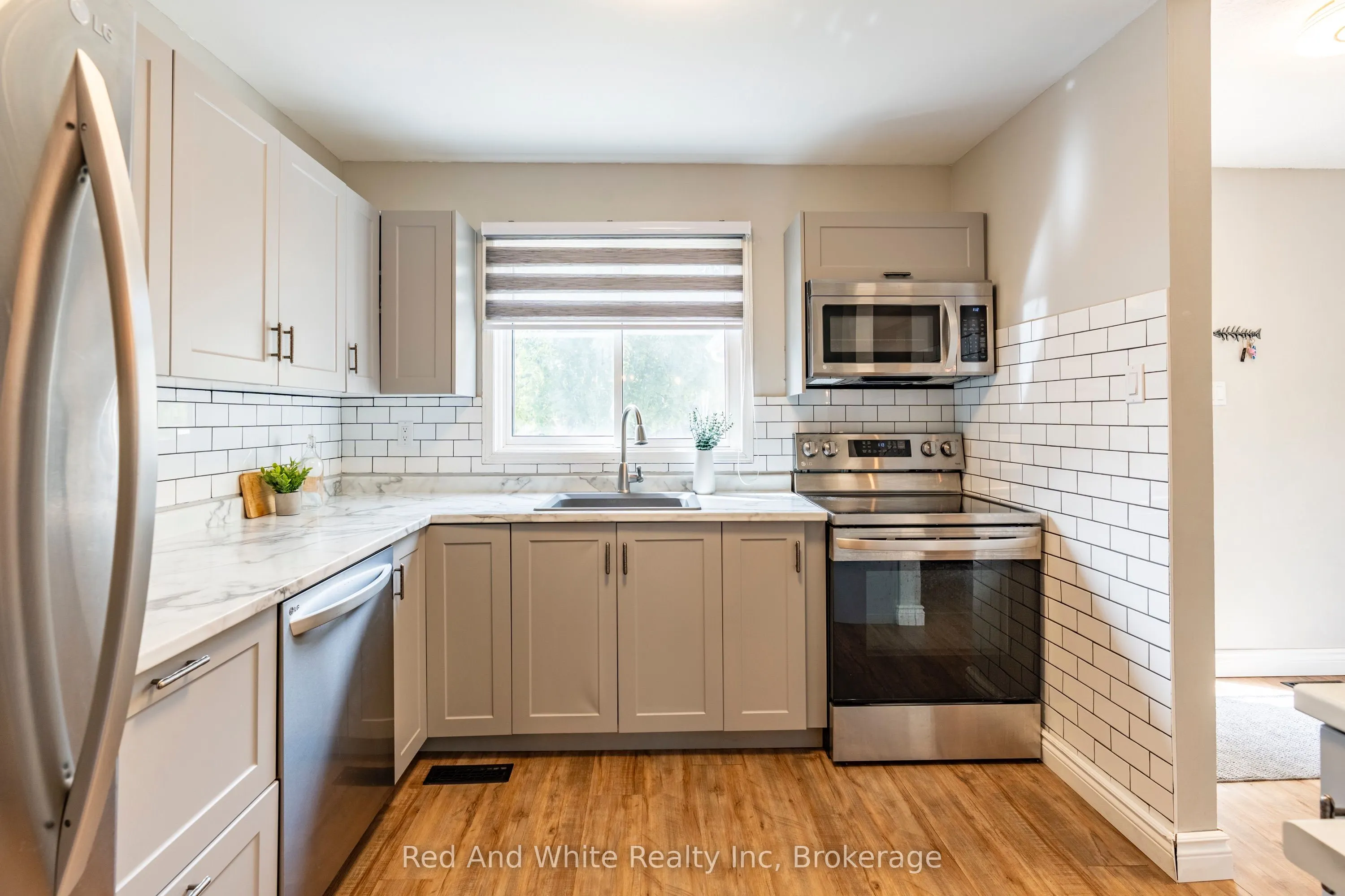255 Northlake Drive, #3