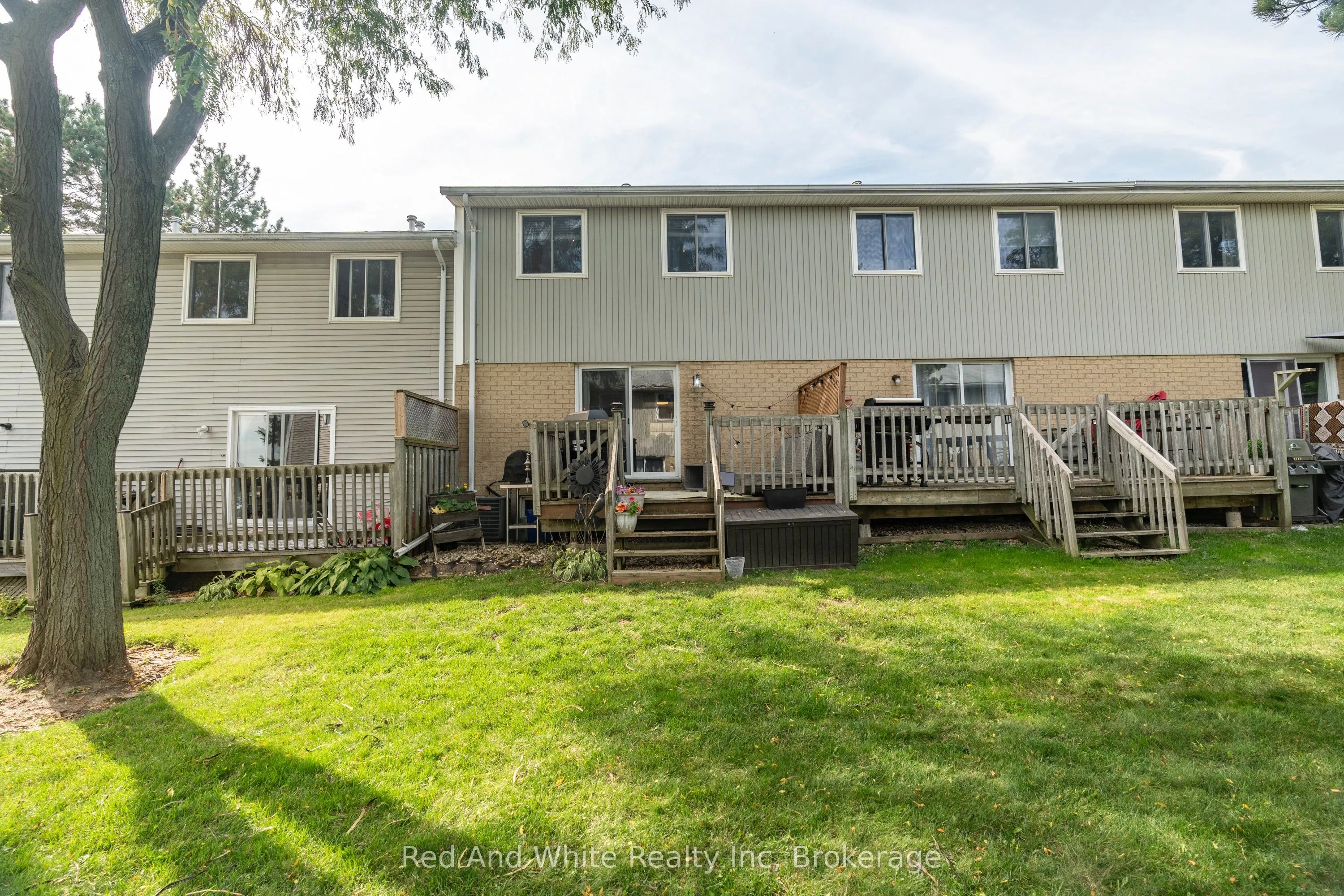 255 Northlake Drive, #3
