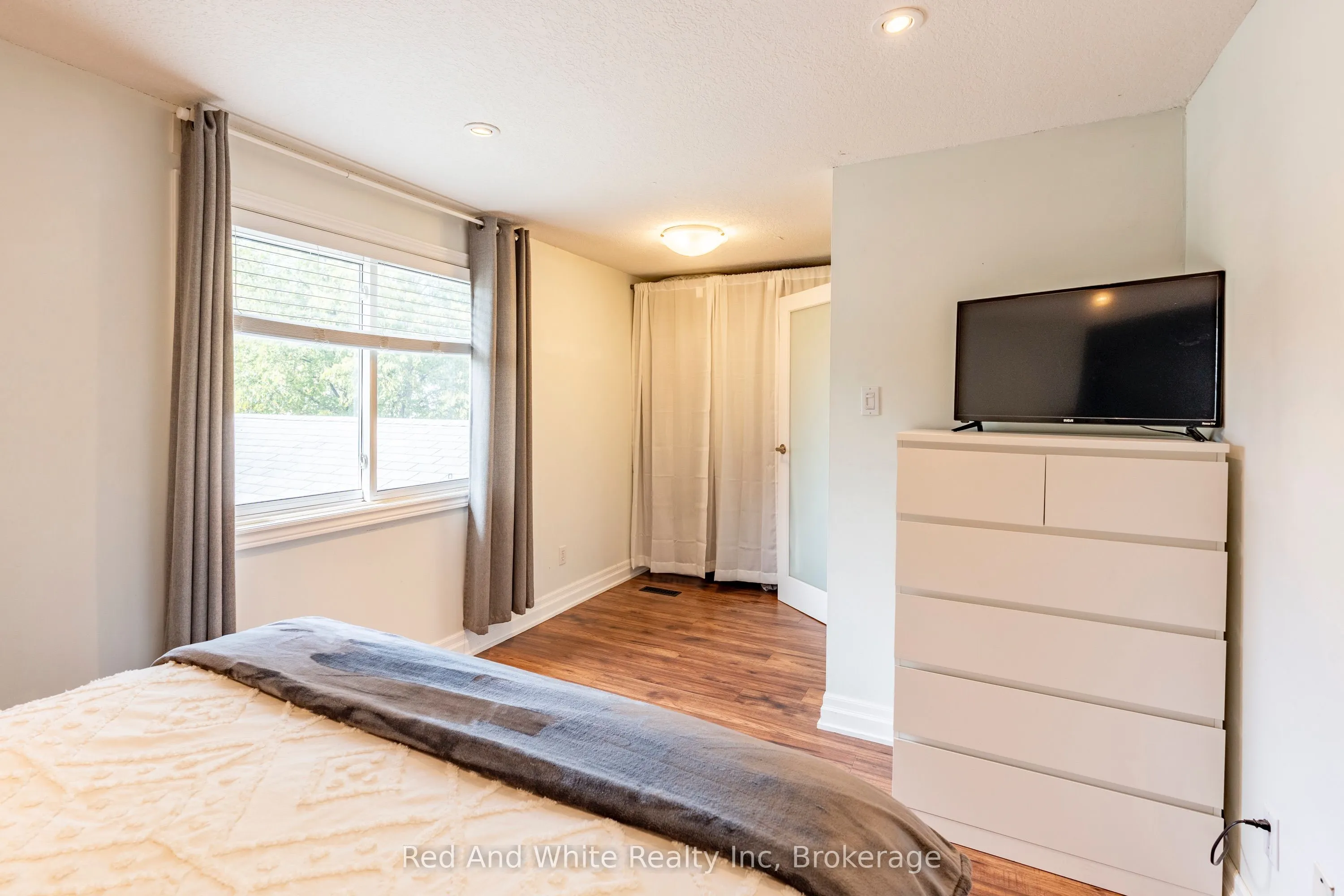 255 Northlake Drive, #3