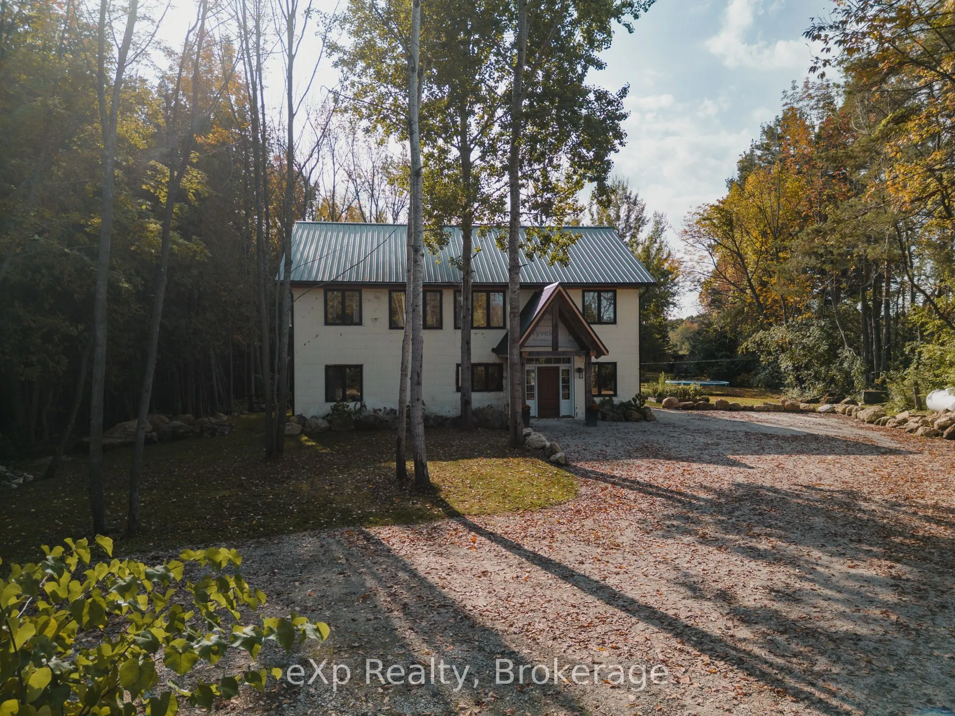 245700 22 Side Road
