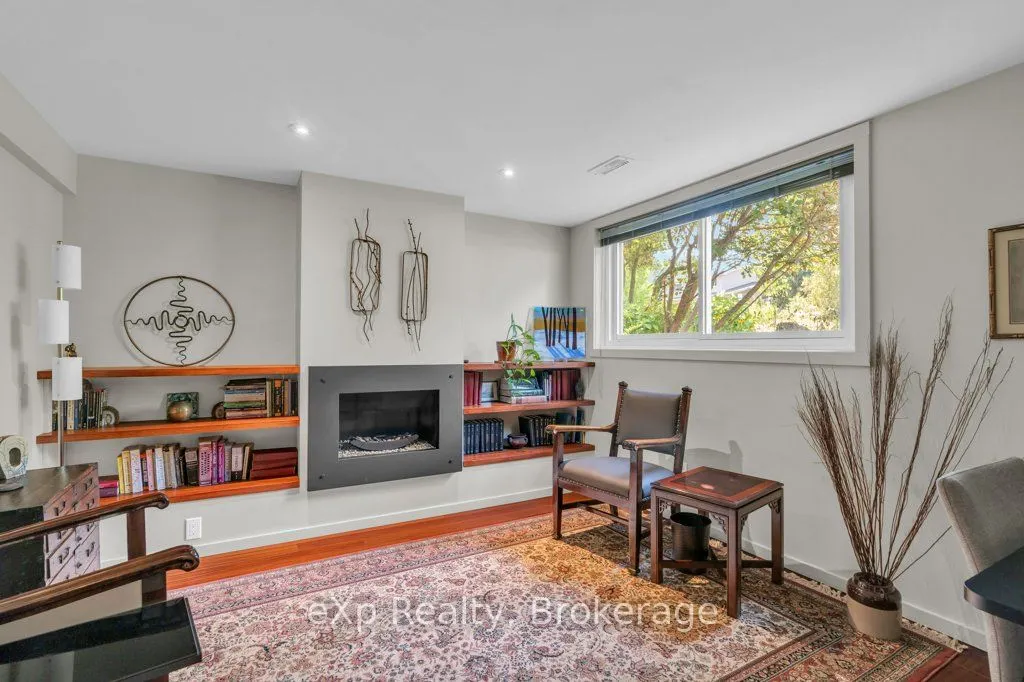 18 Colborn Street