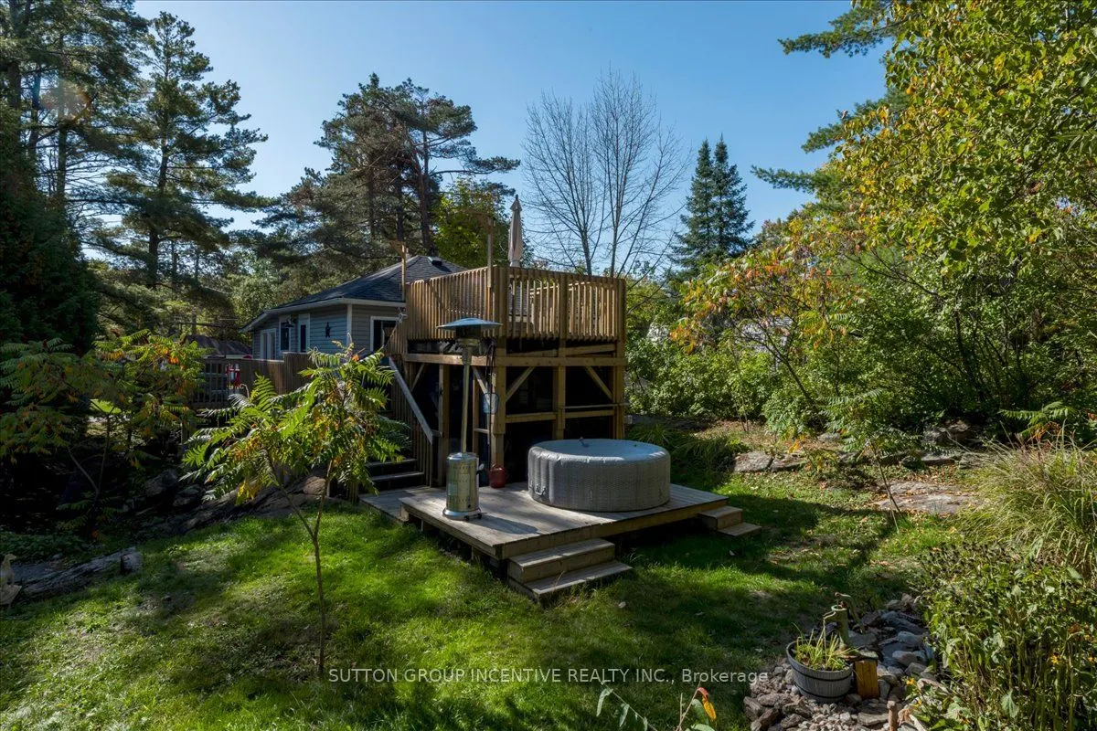 1169 North Kahshe Lake Road