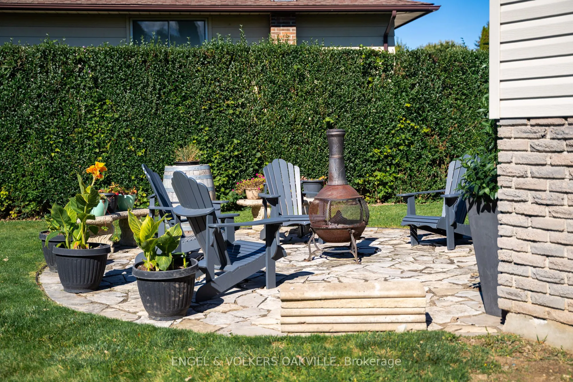 22 Sandy Cove Circle