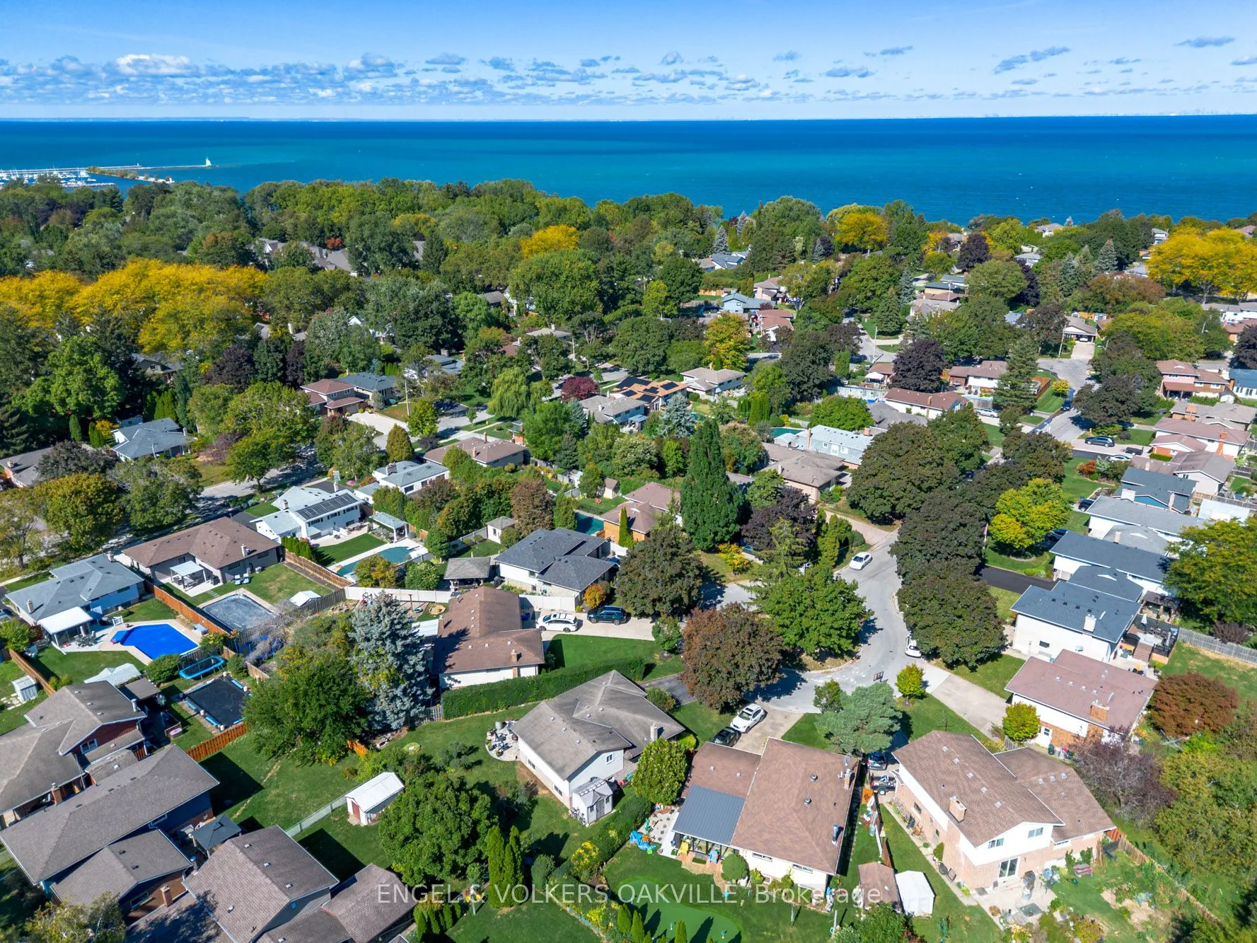 22 Sandy Cove Circle