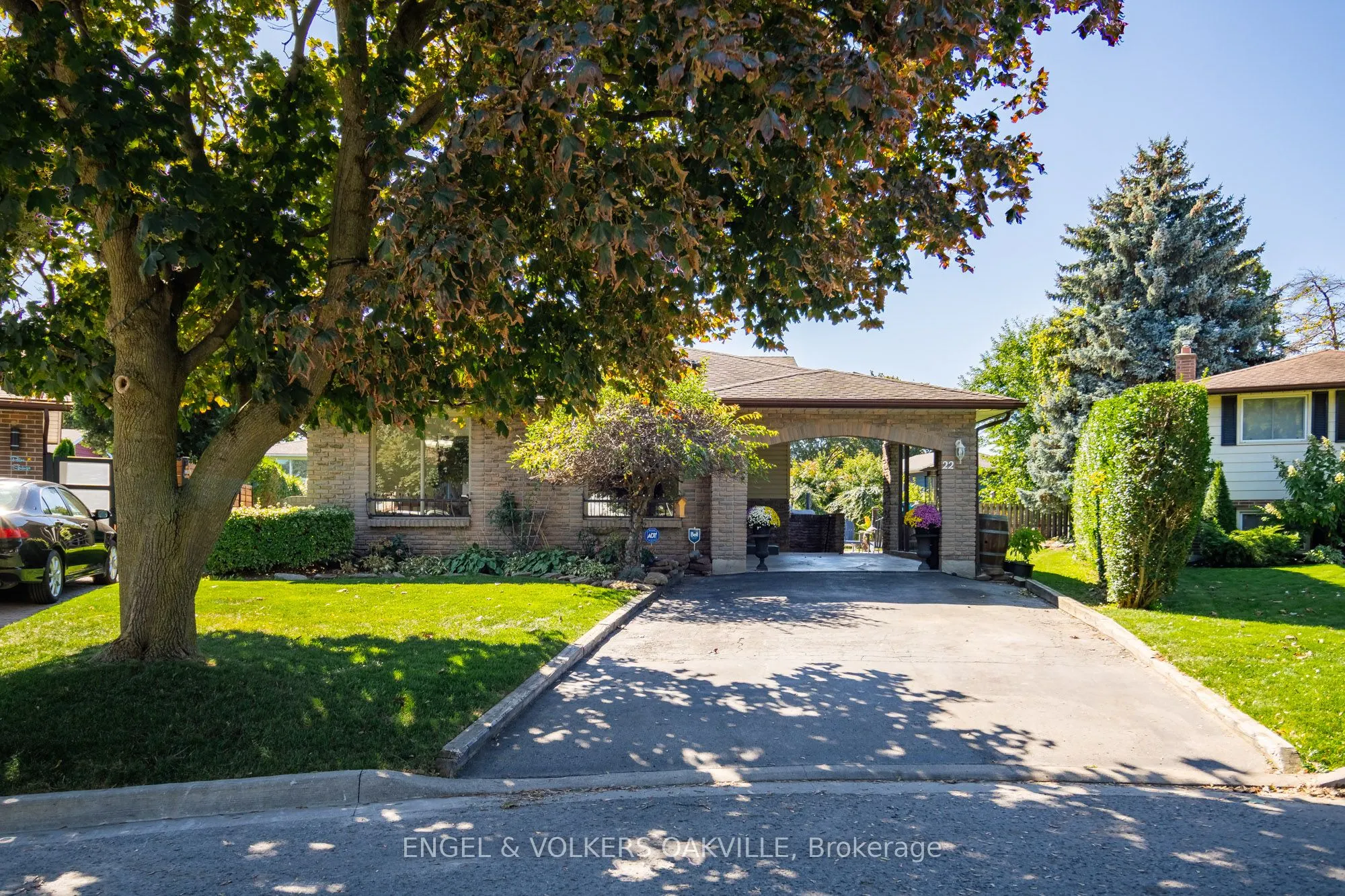 22 Sandy Cove Circle