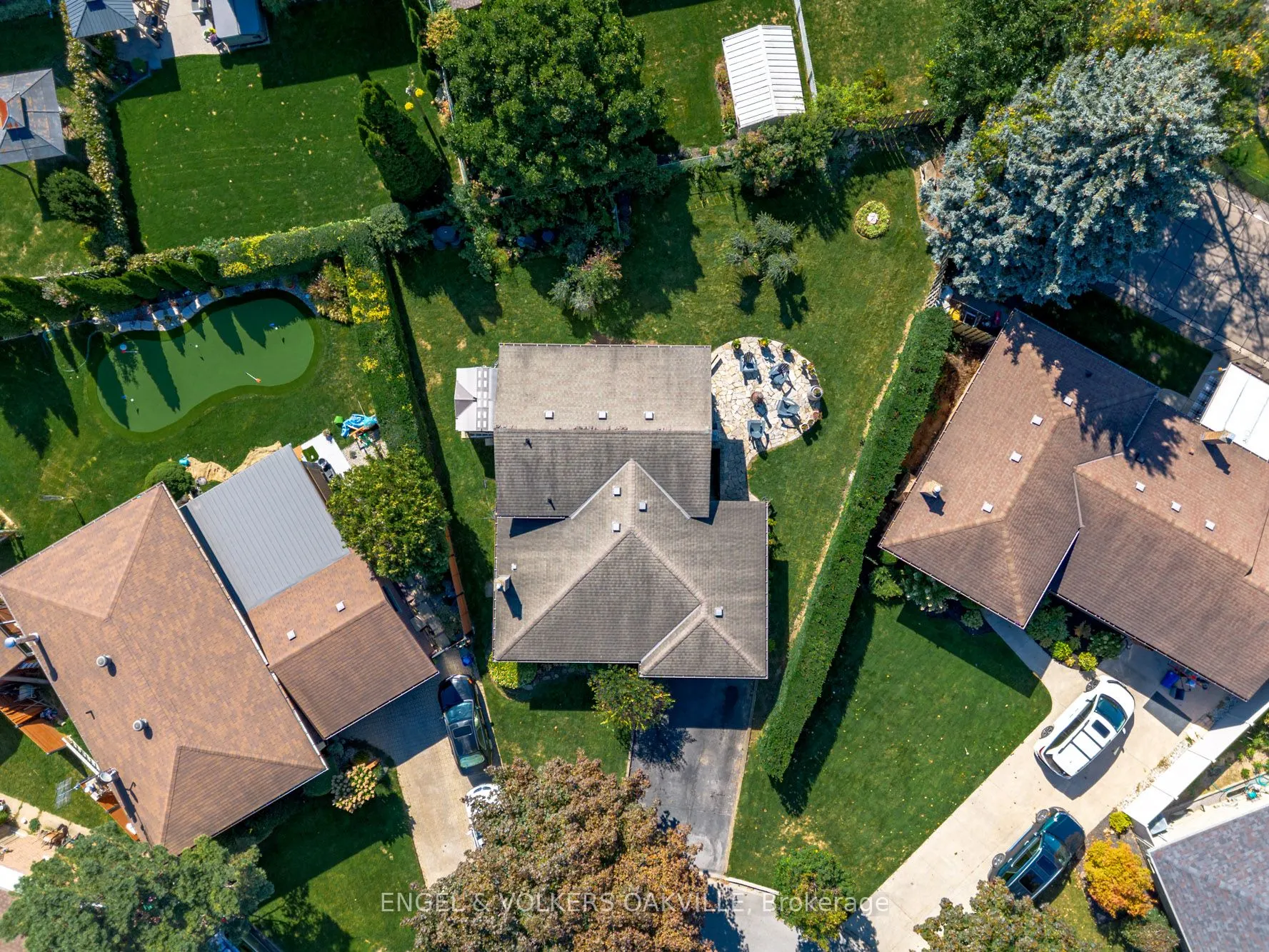22 Sandy Cove Circle