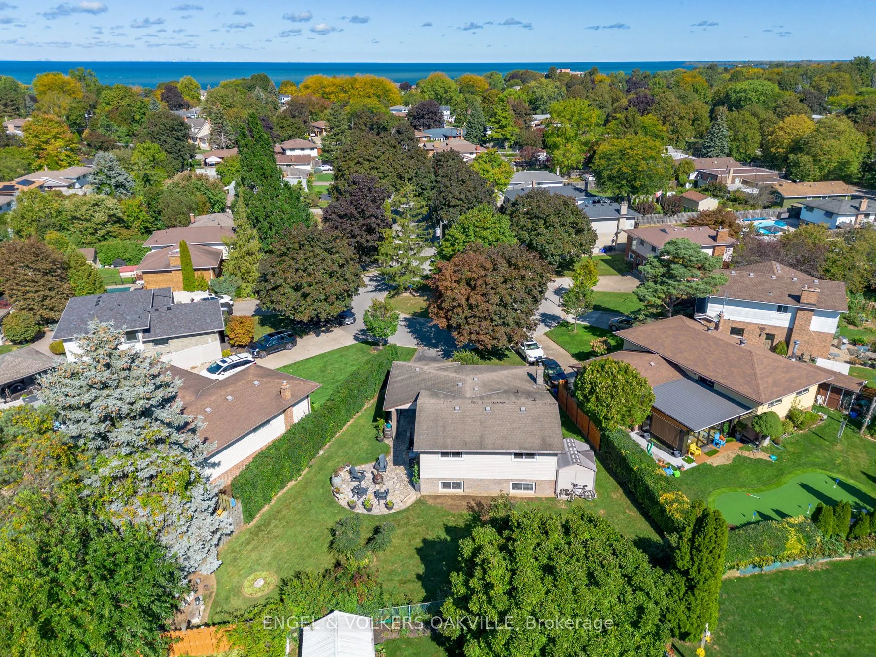 22 Sandy Cove Circle