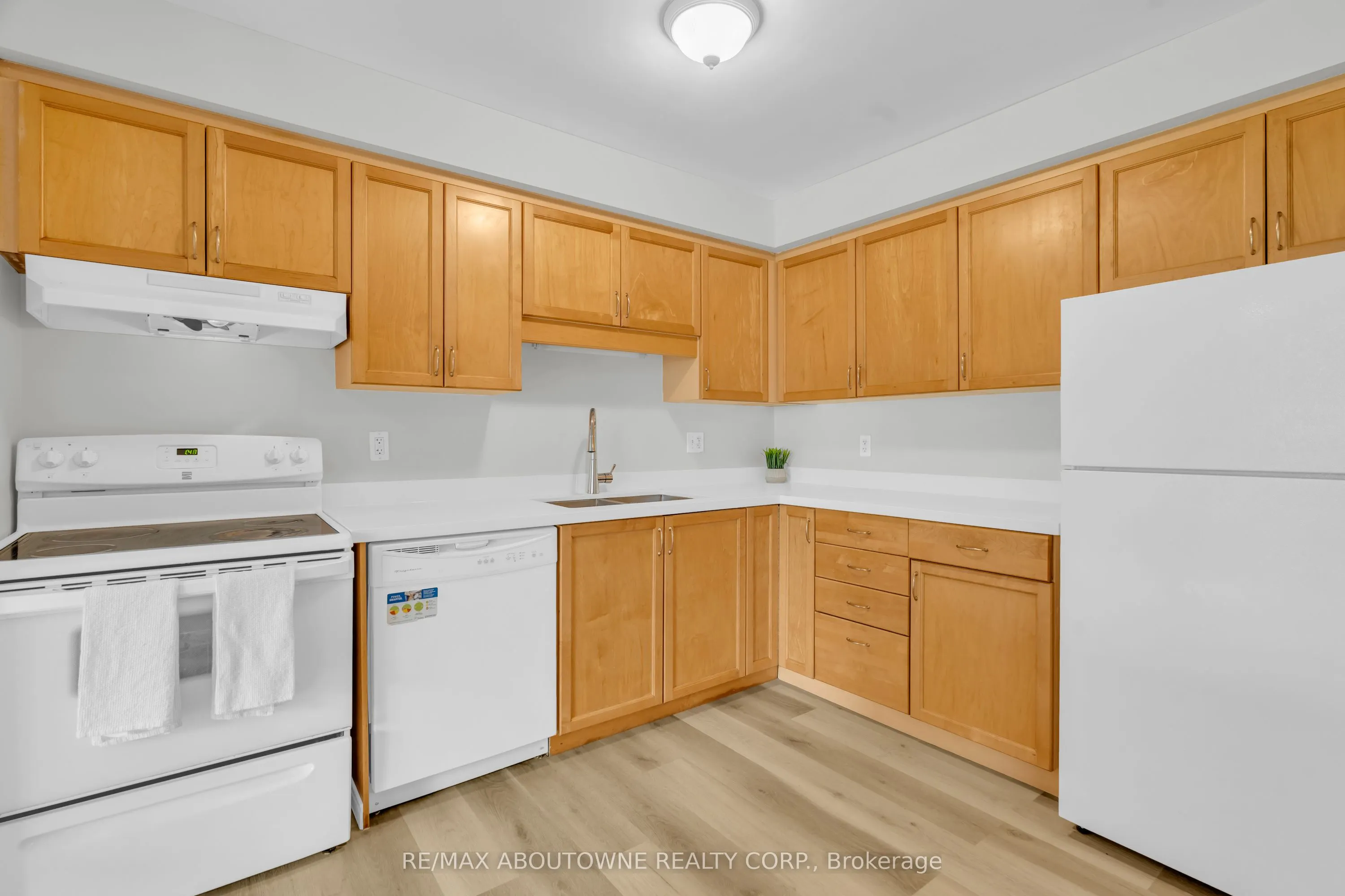 124 Gosling Gardens, #45