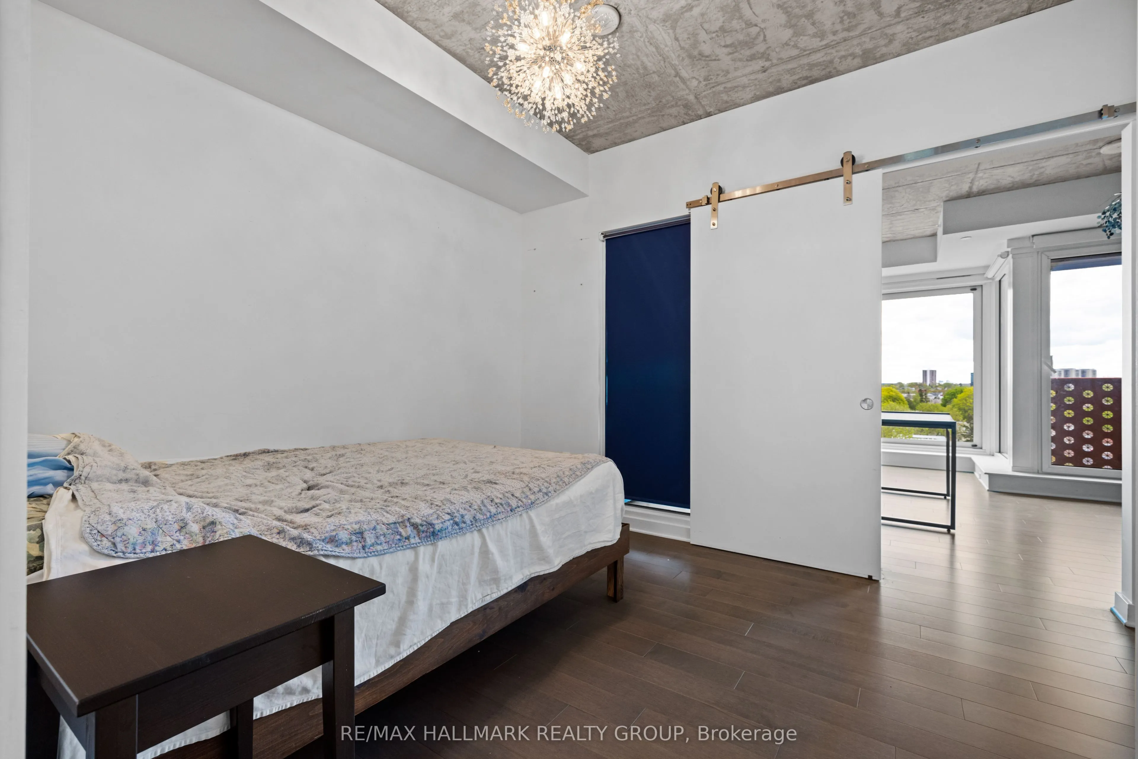 135 Barrette Street, #607
