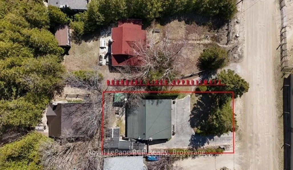 9 LAKESHORE Boulevard S