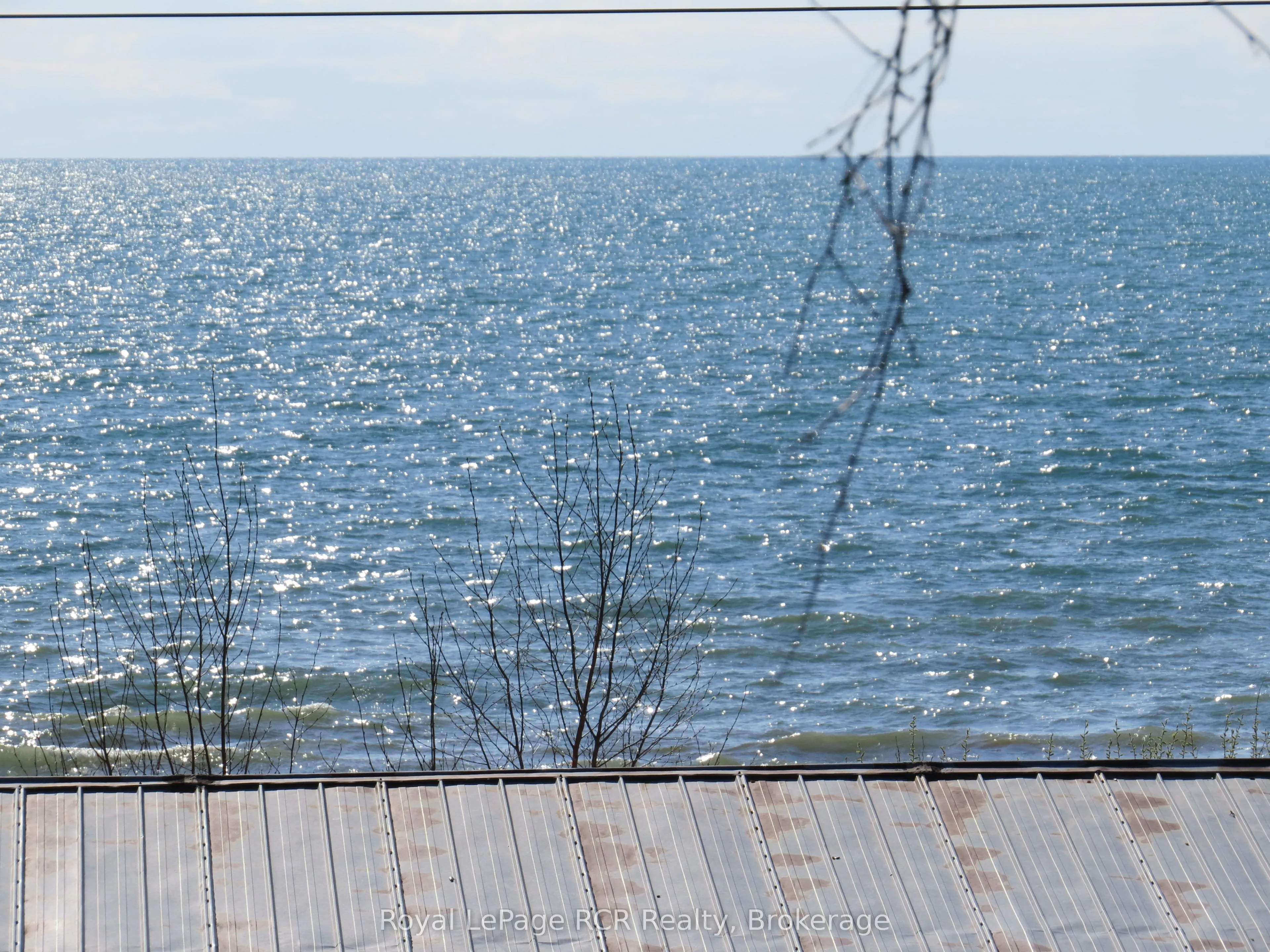 9 LAKESHORE Boulevard S