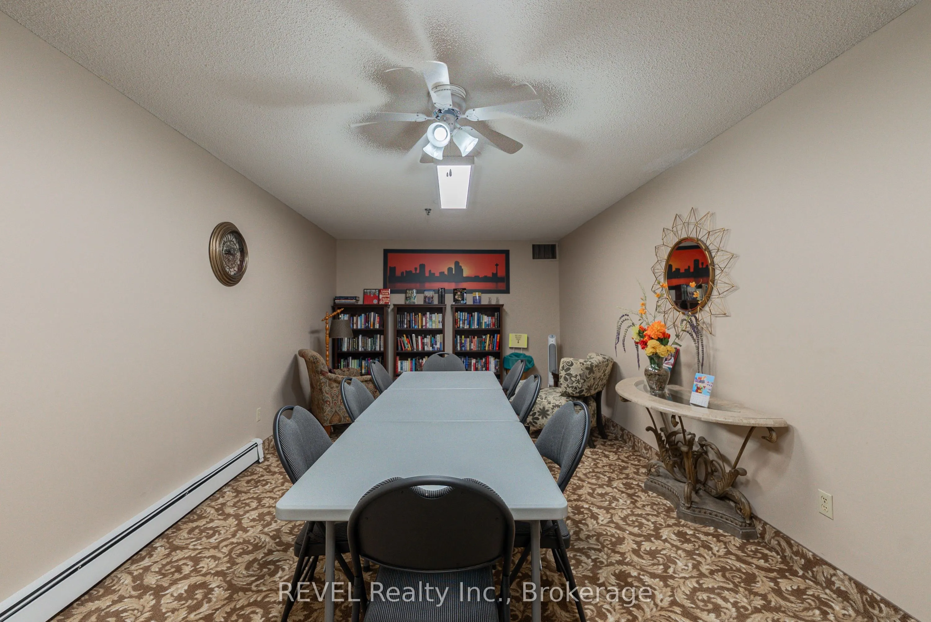 3955 Portage Road, #206