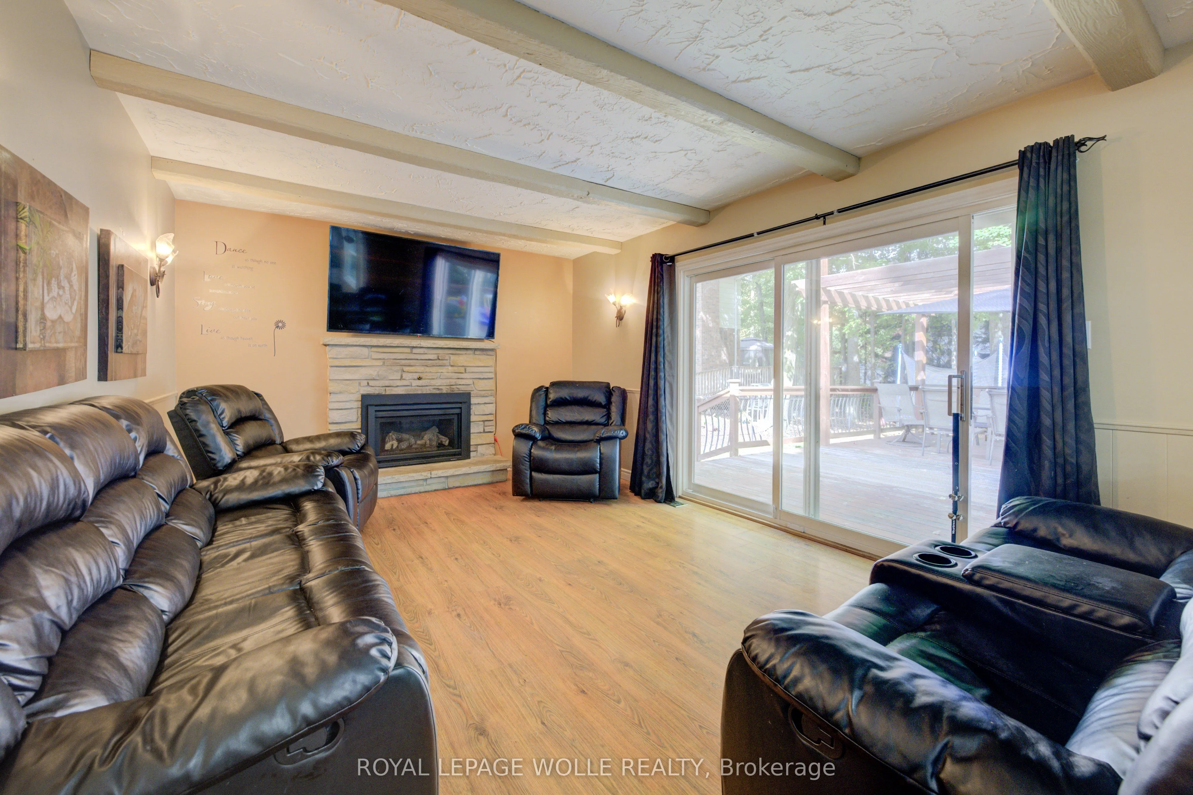 6 Purple Martin Court