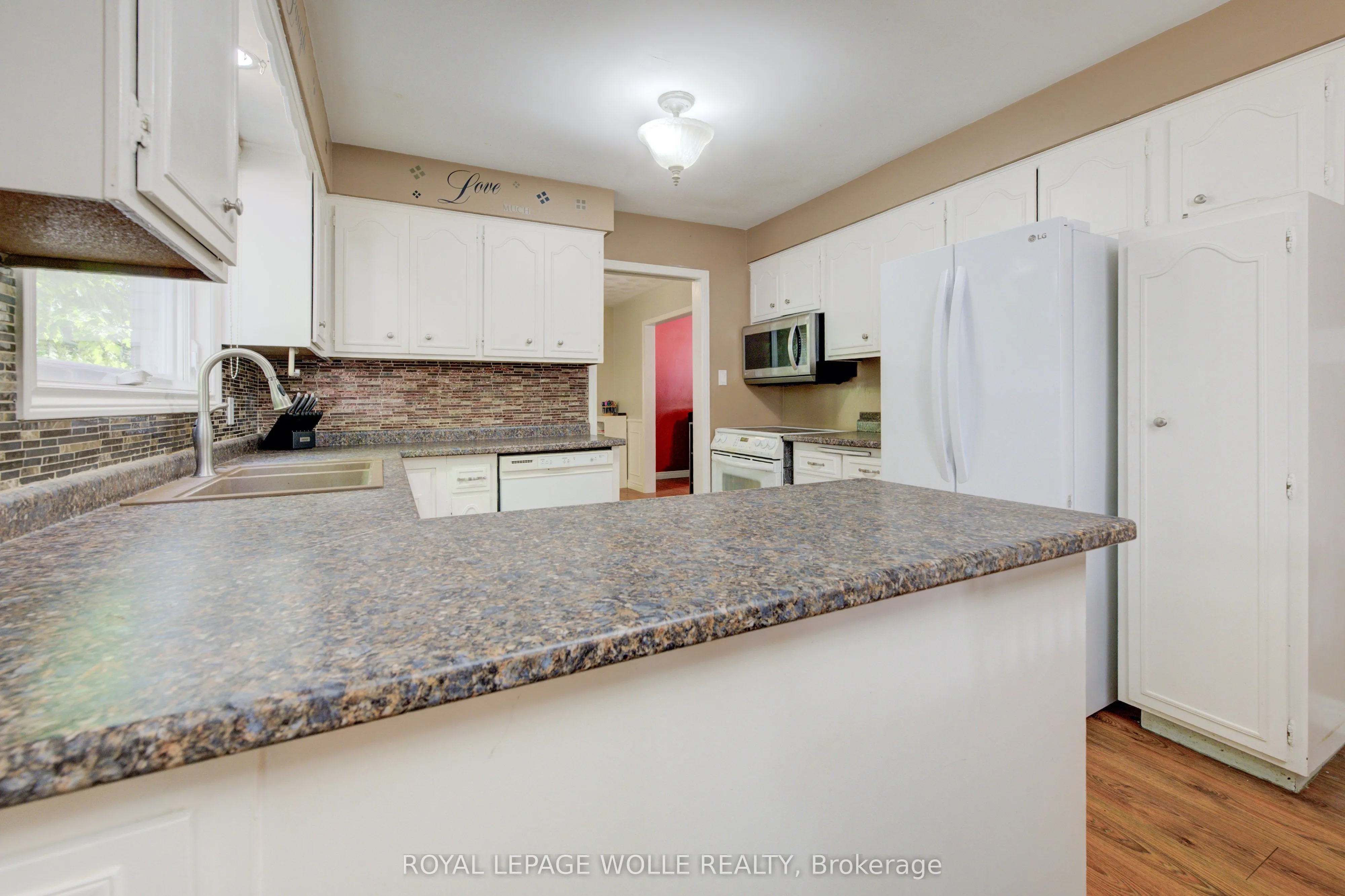 6 Purple Martin Court