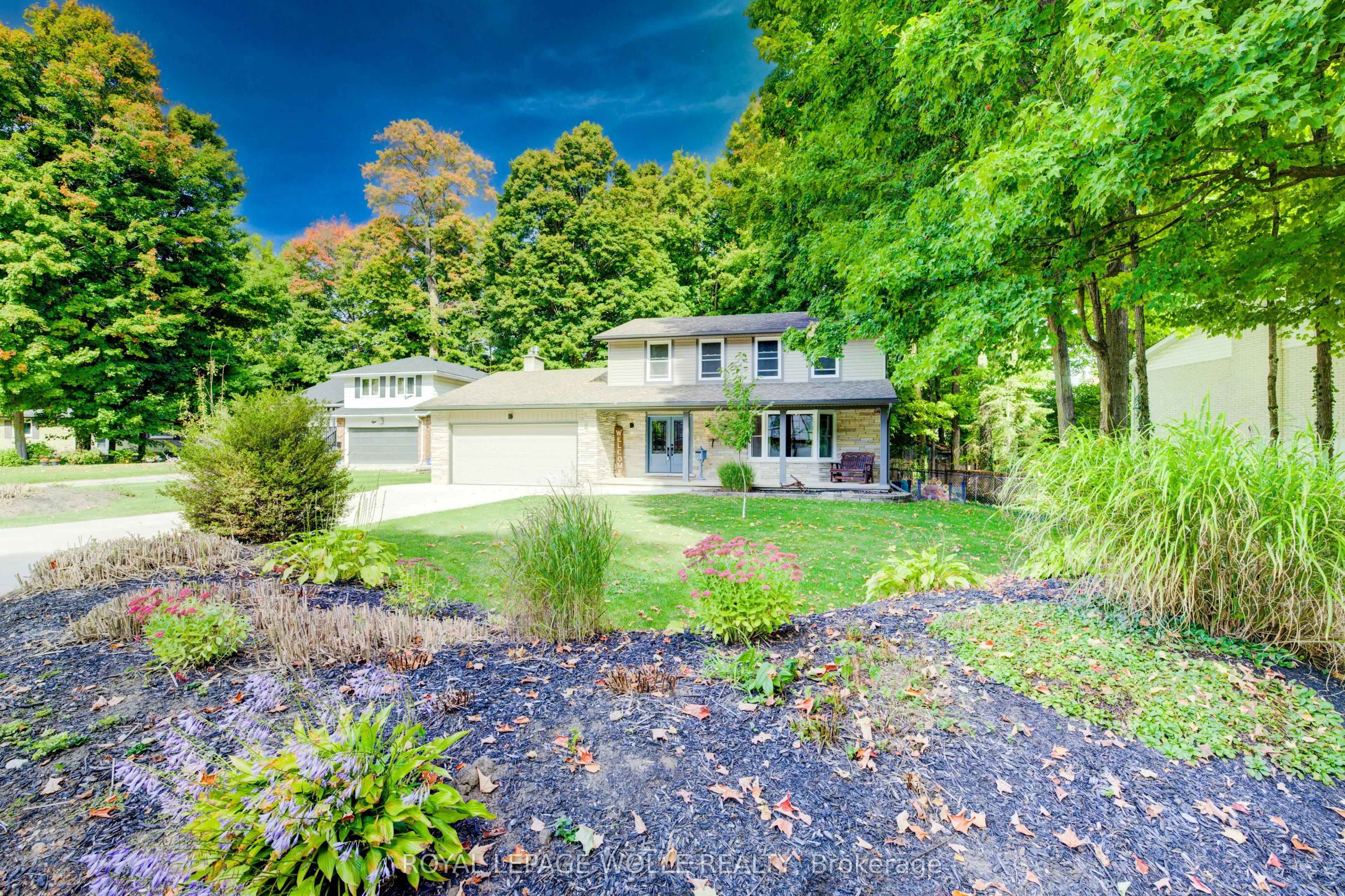 6 Purple Martin Court