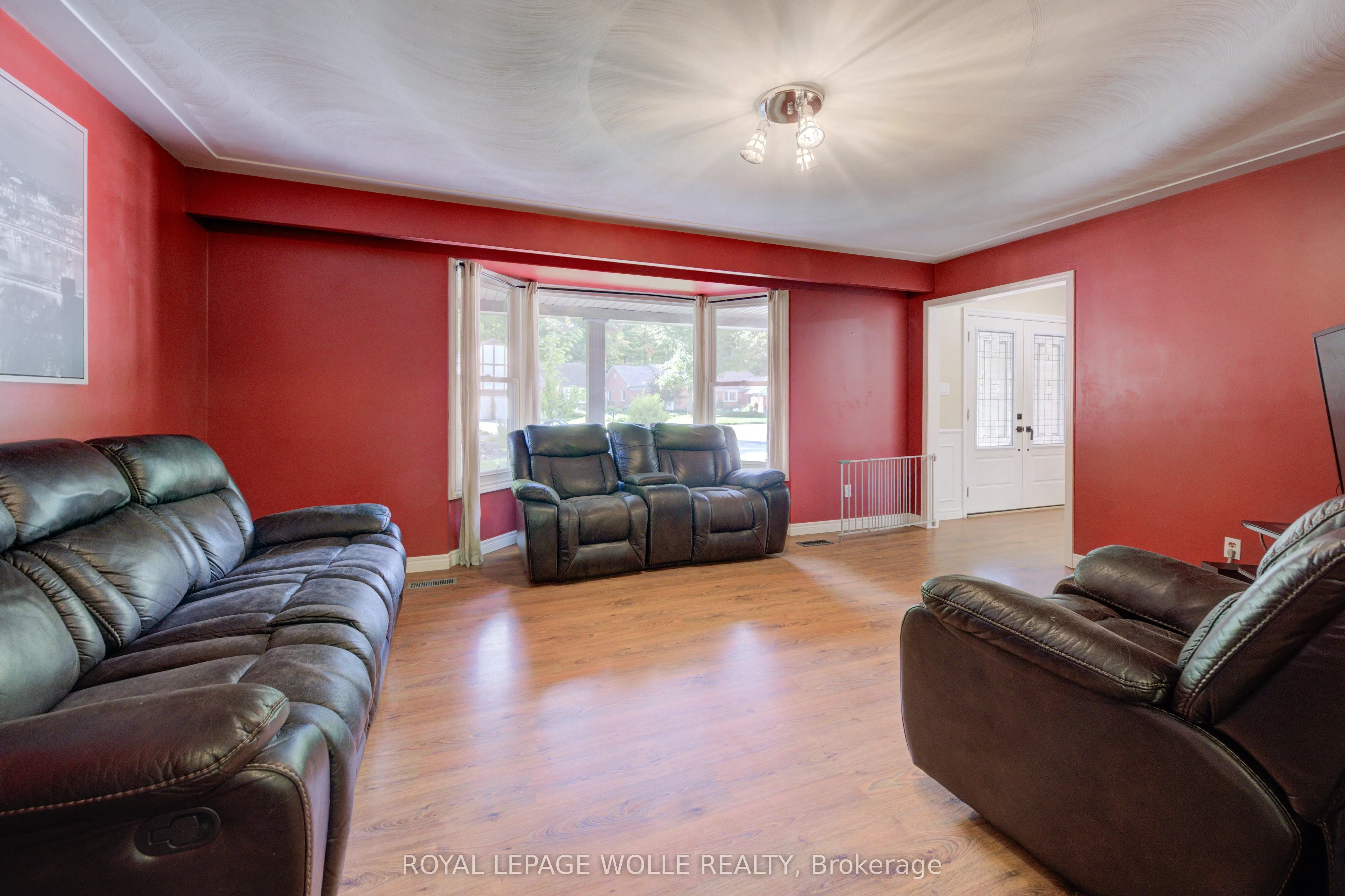 6 Purple Martin Court