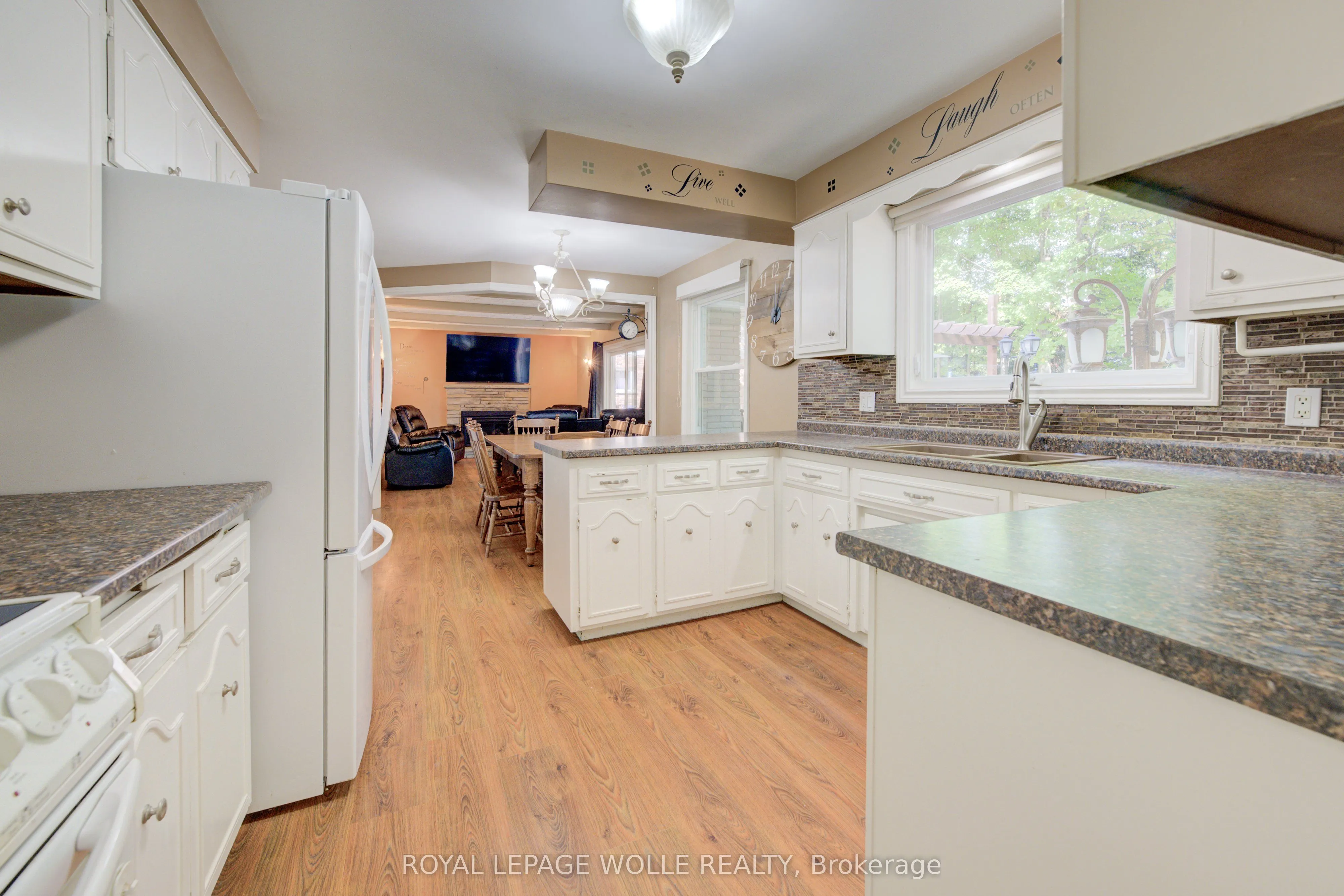 6 Purple Martin Court