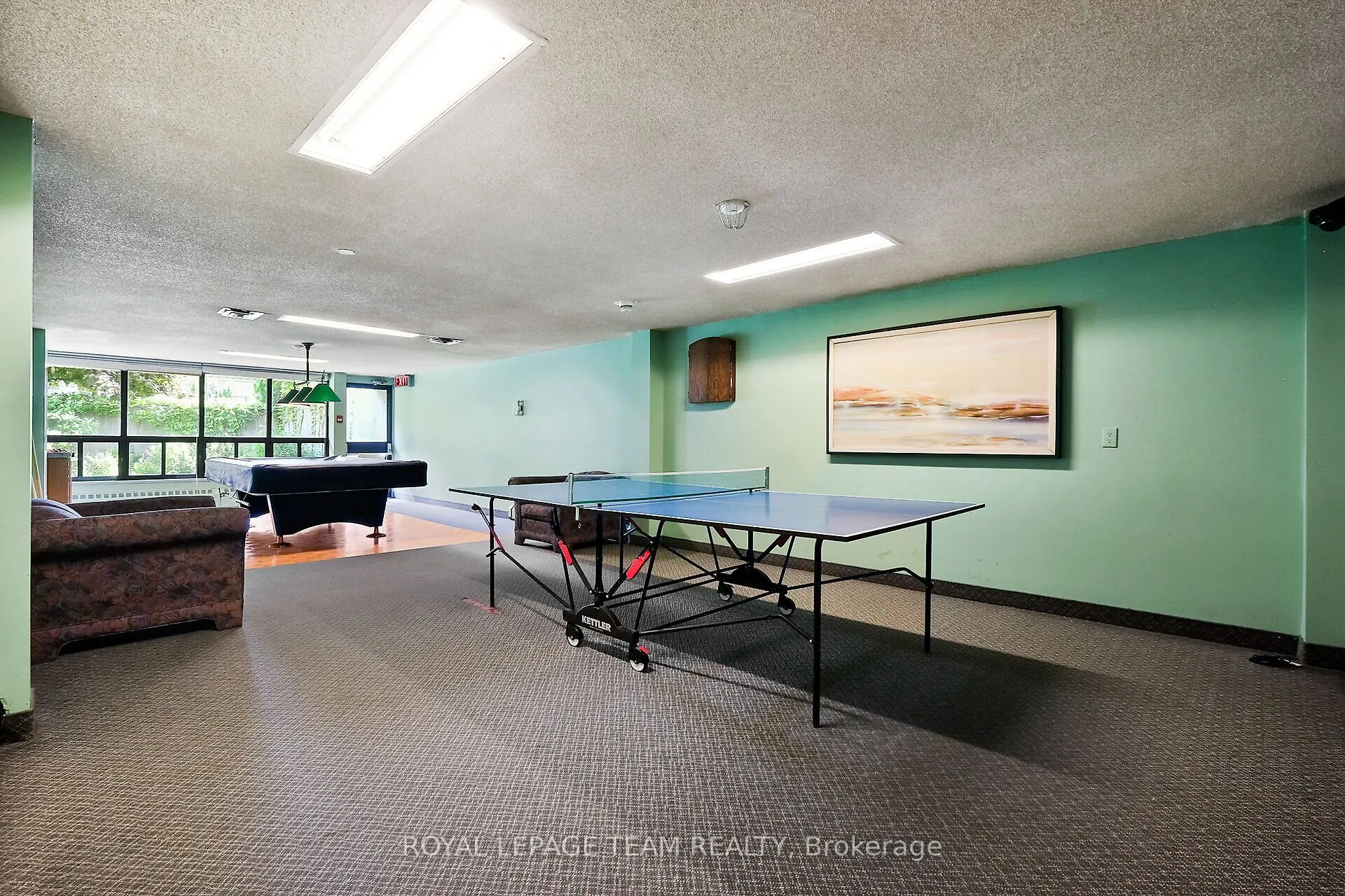 515 St Laurent Boulevard, #2509/2510