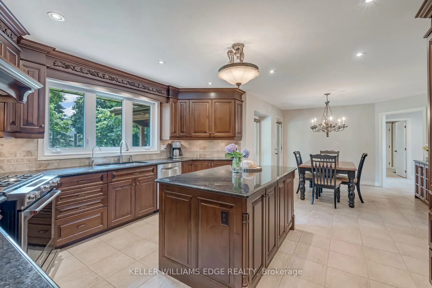 8 Lochside Drive