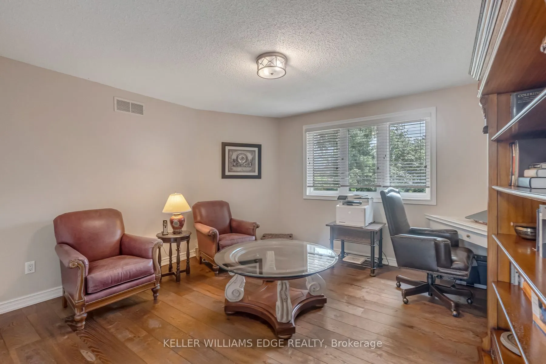 8 Lochside Drive