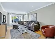 108 Landover Crescent