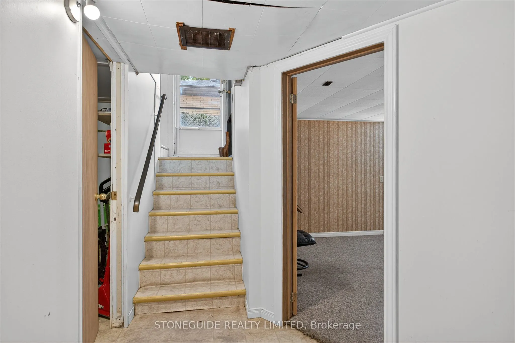 634 Armour Road