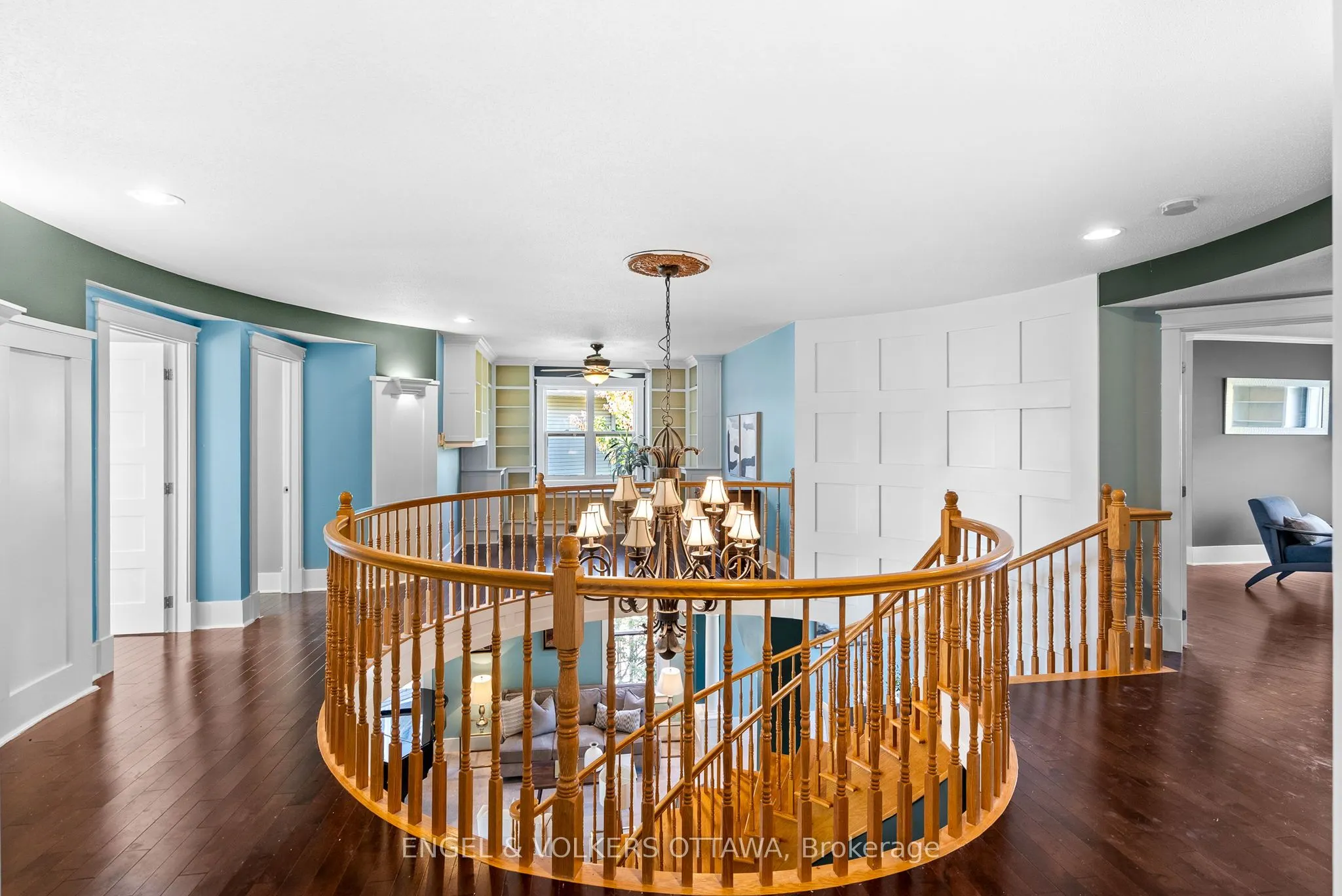 2139 Blue Willow Crescent