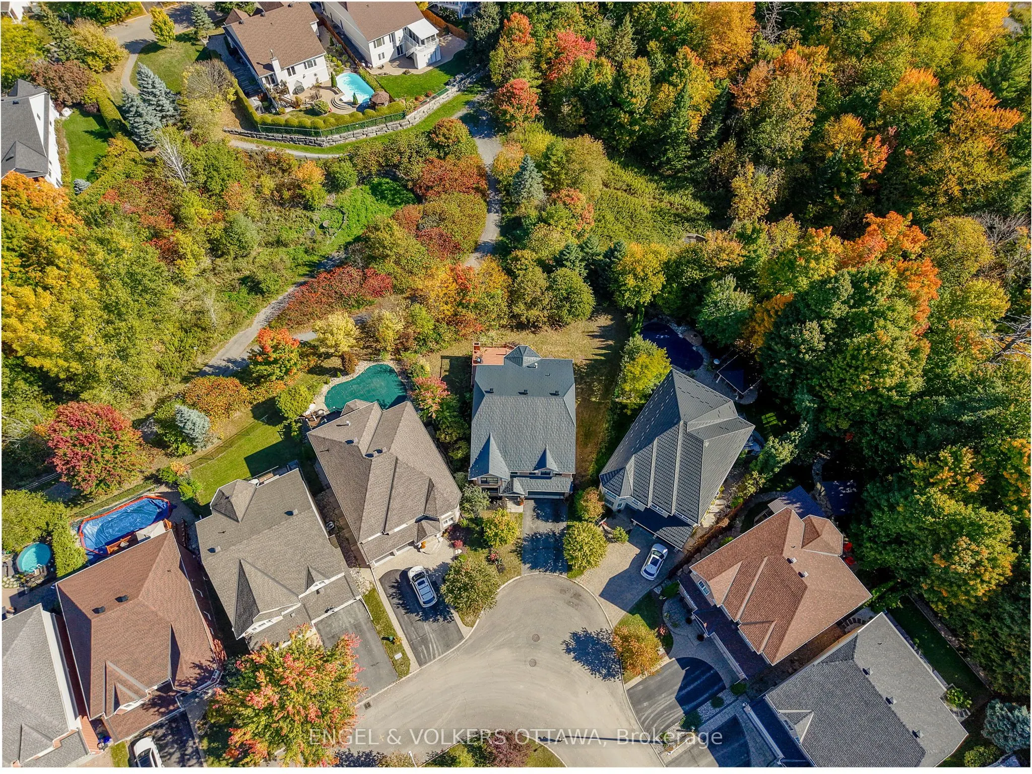 2139 Blue Willow Crescent