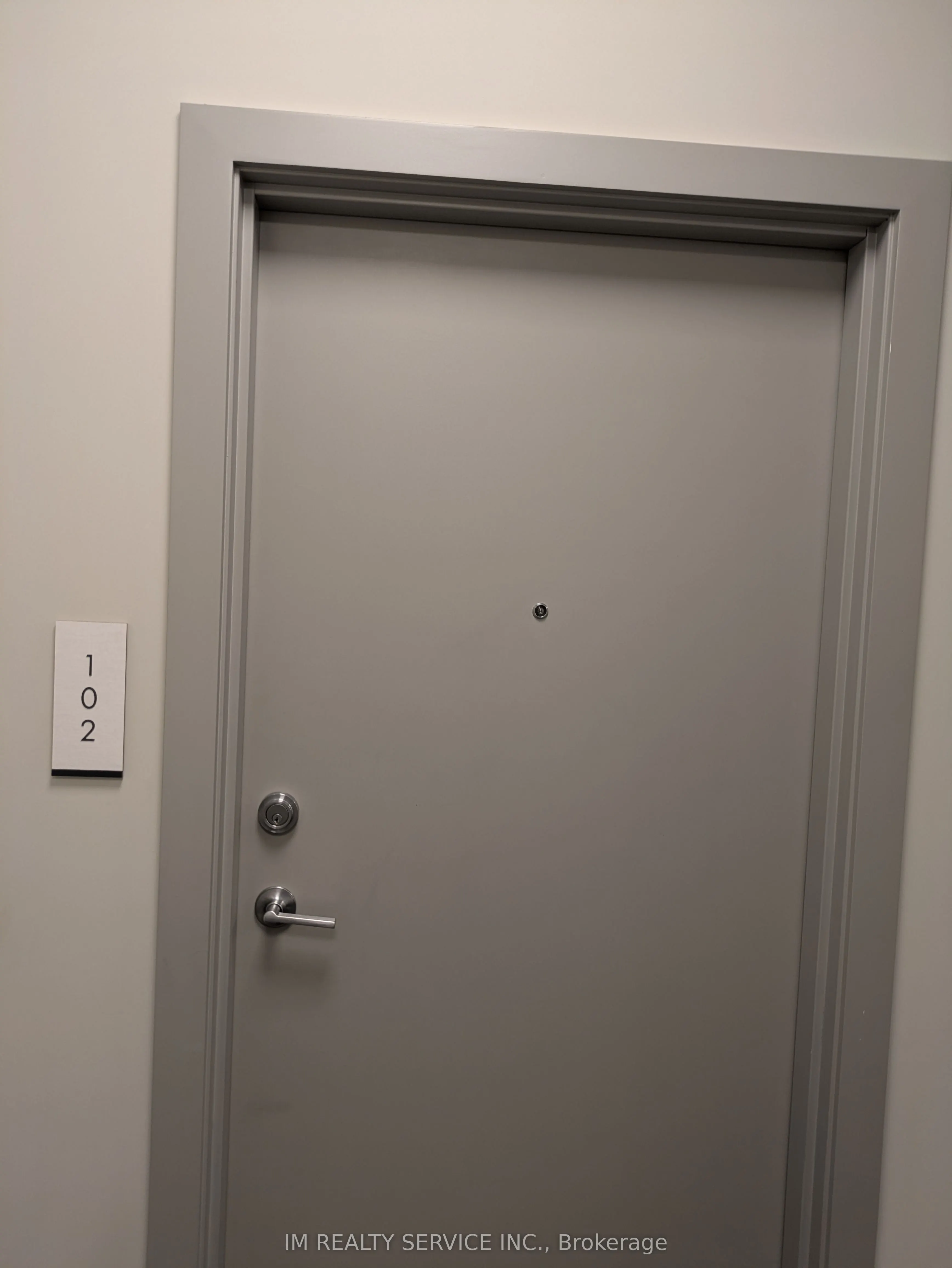 107 Roger Street, #102