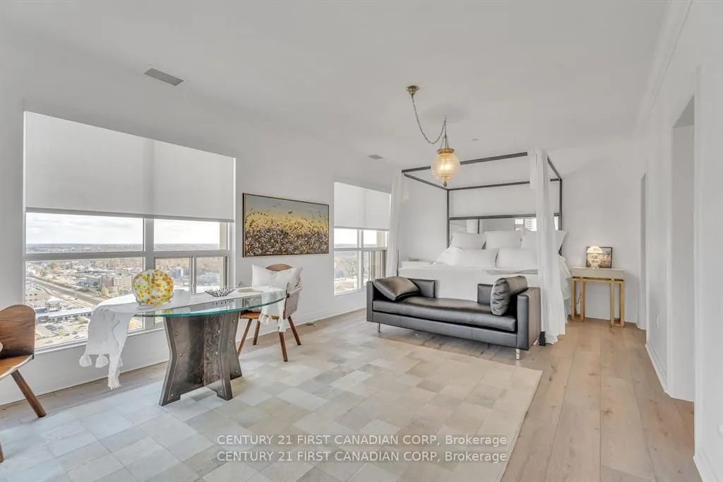 330 Ridout Street N, #2701/2704