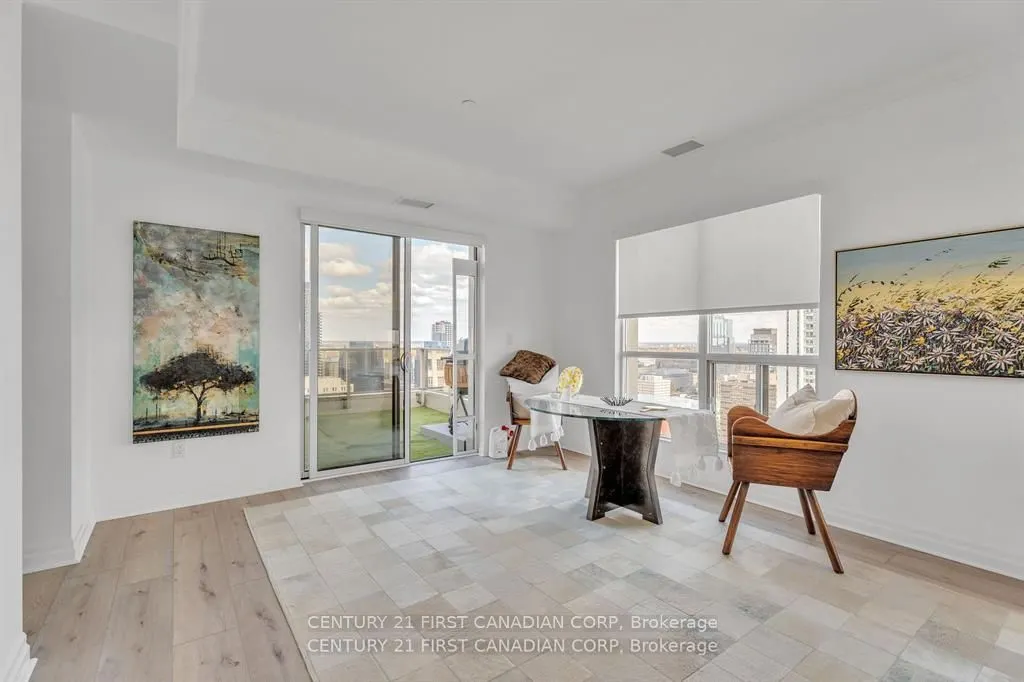 330 Ridout Street N, #2701/2704