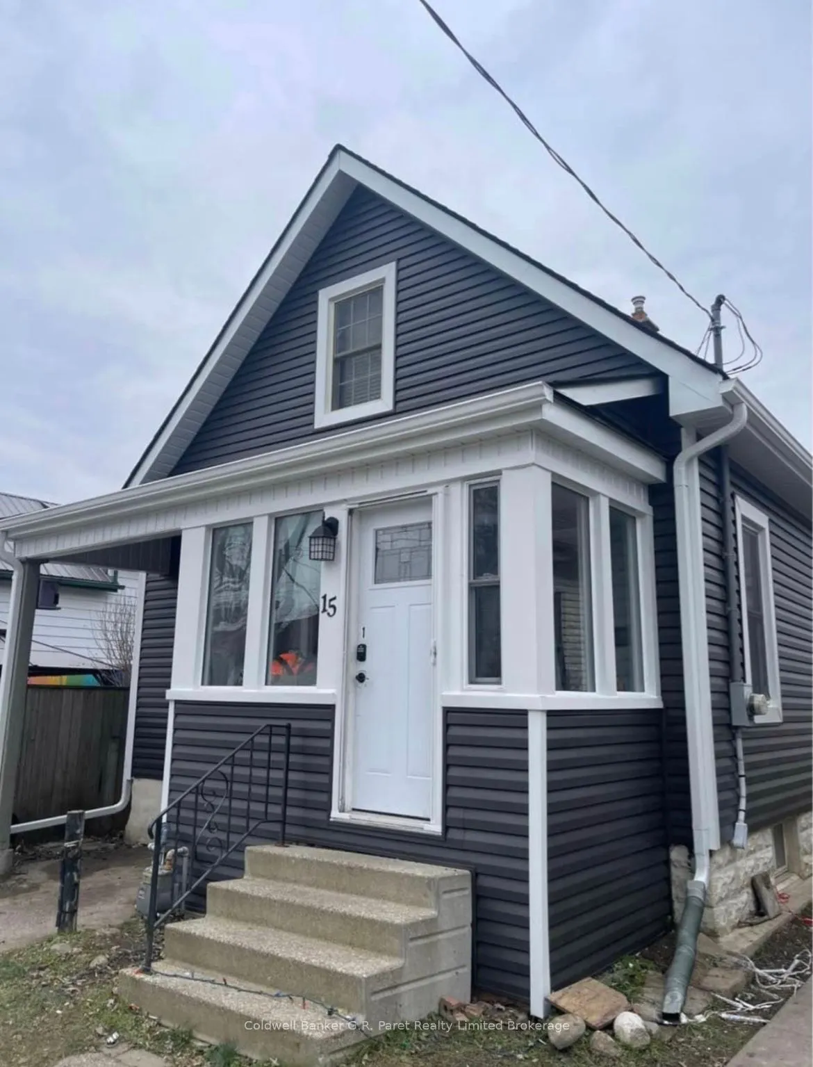 15 Wawa Street