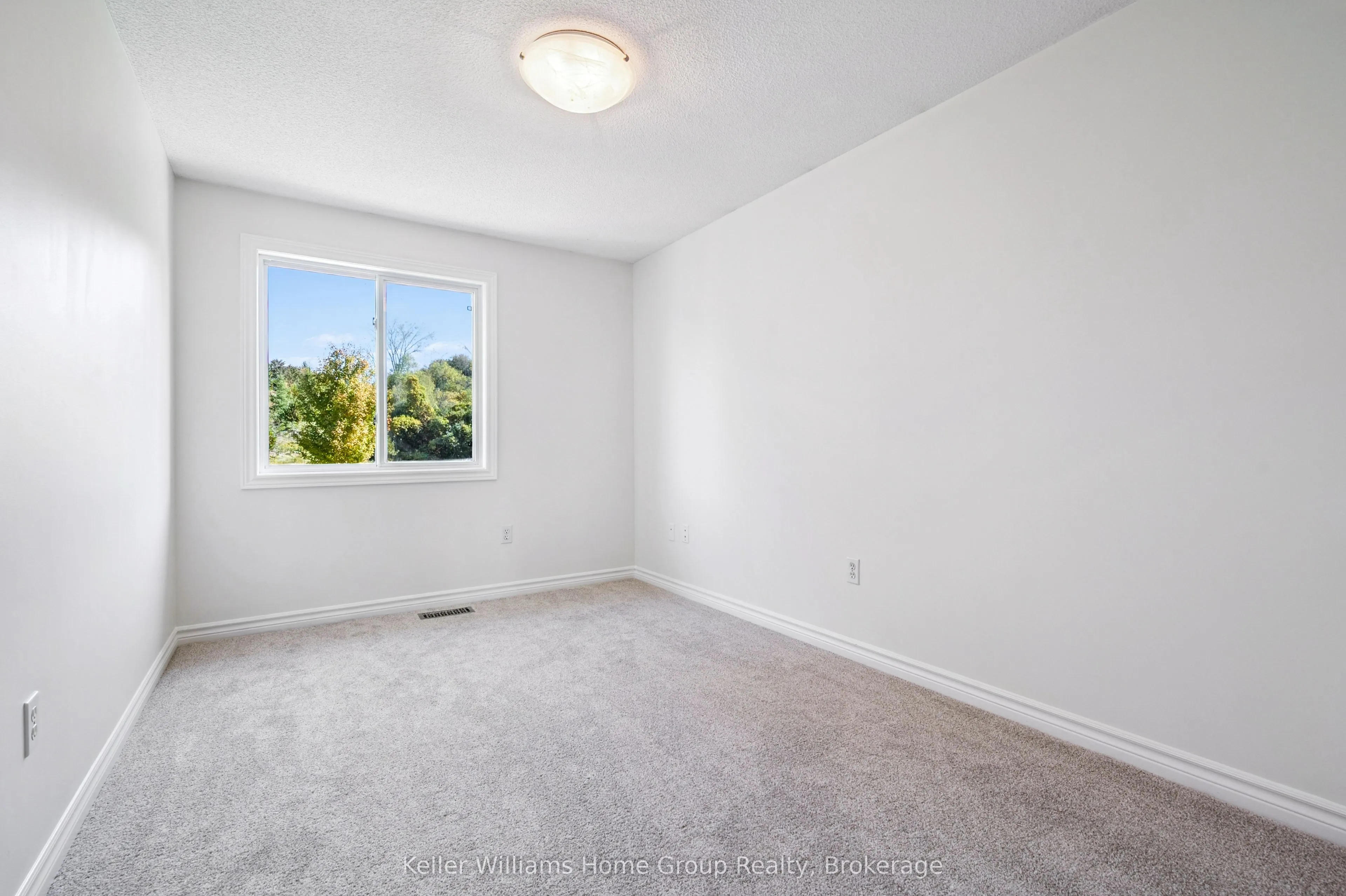 219 Terraview Crescent