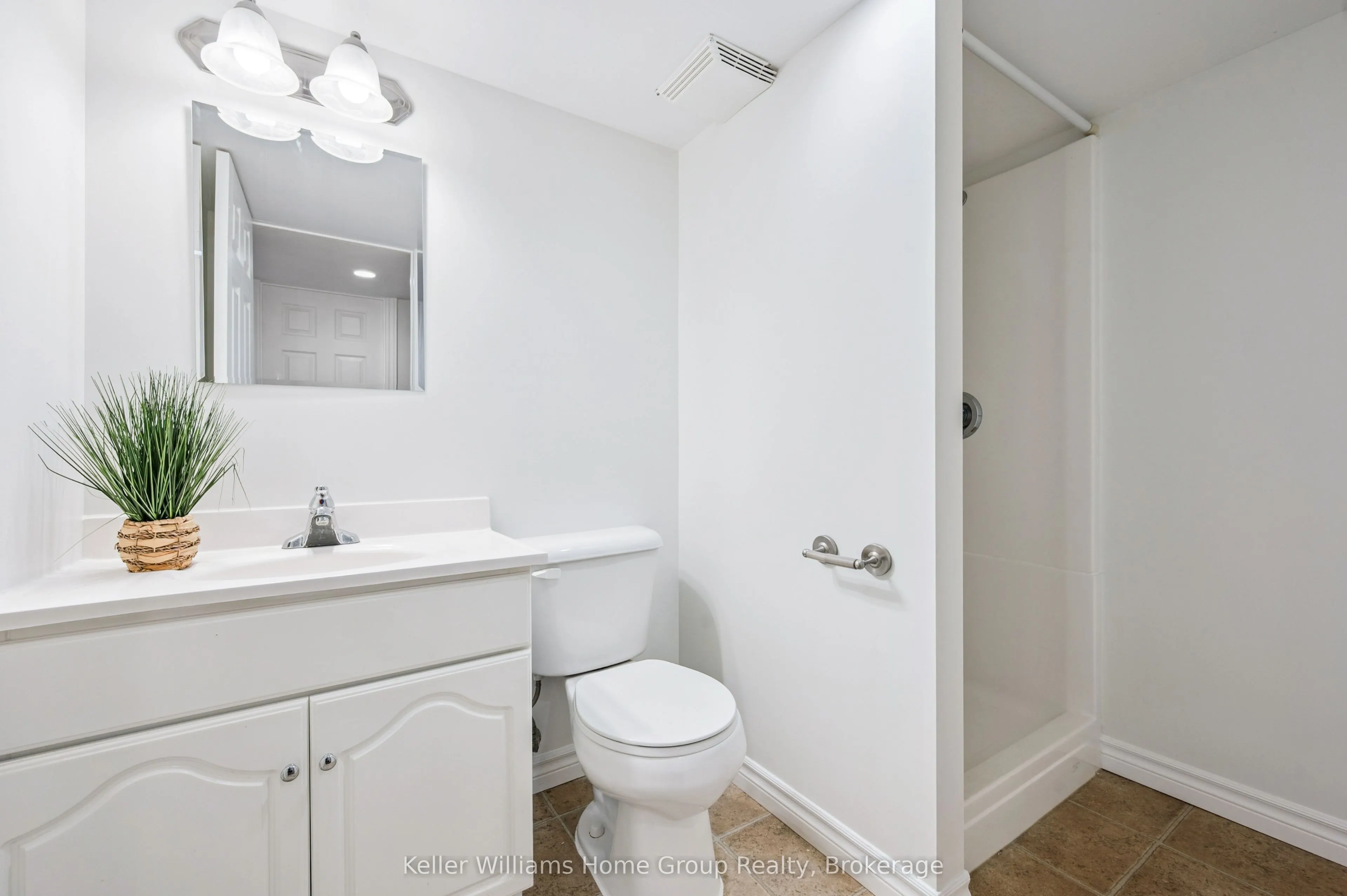 219 Terraview Crescent