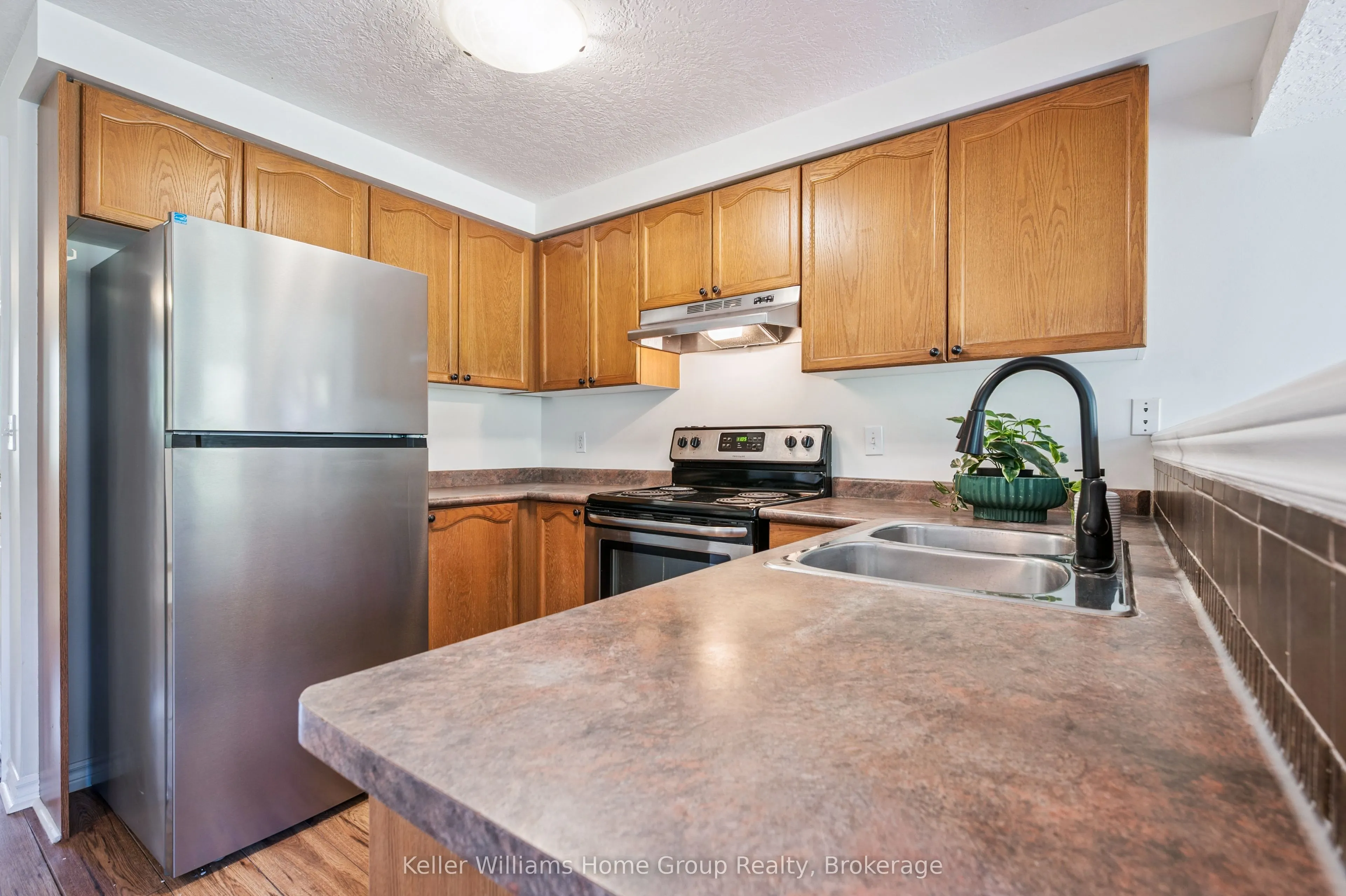219 Terraview Crescent