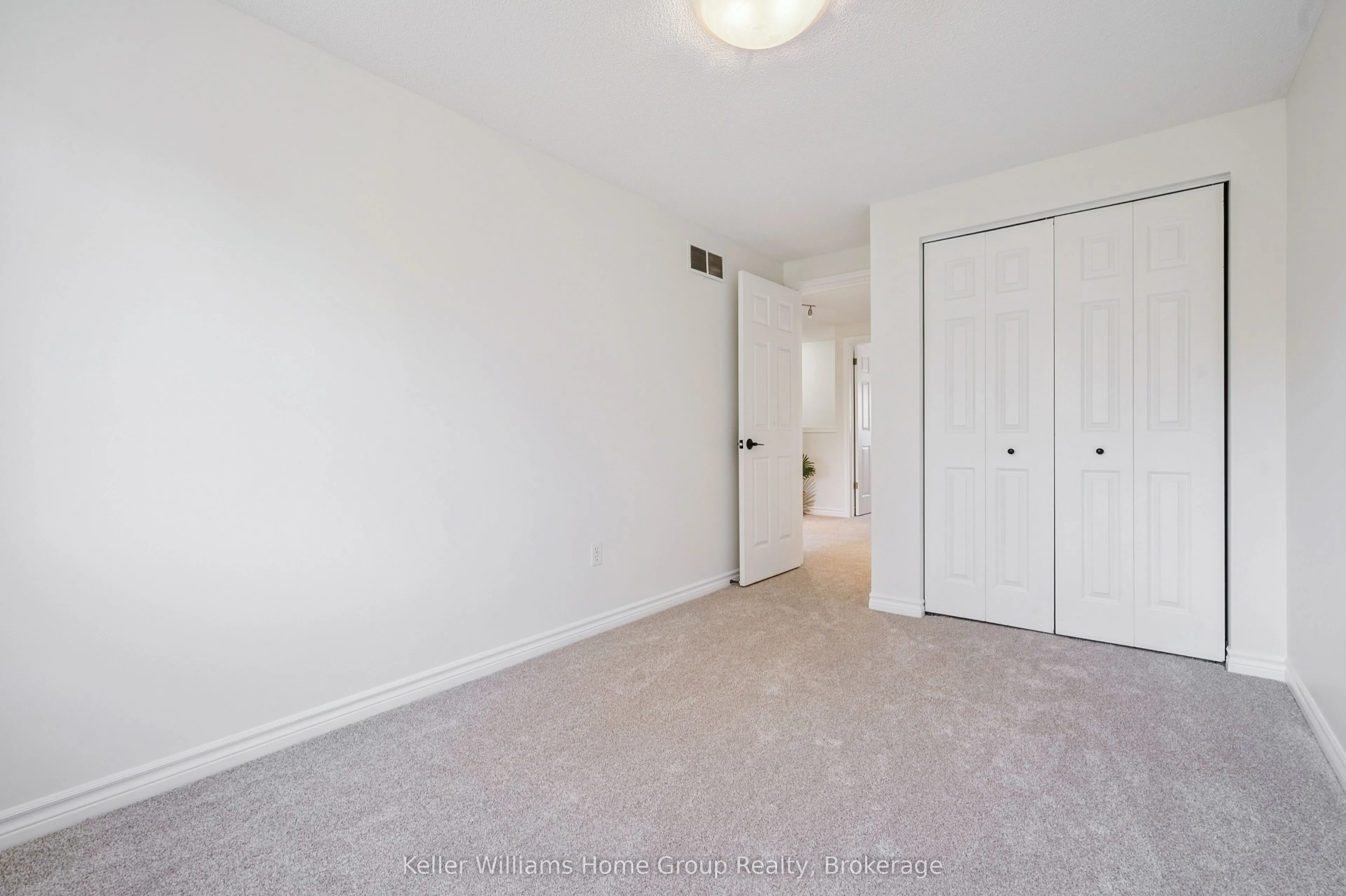 219 Terraview Crescent