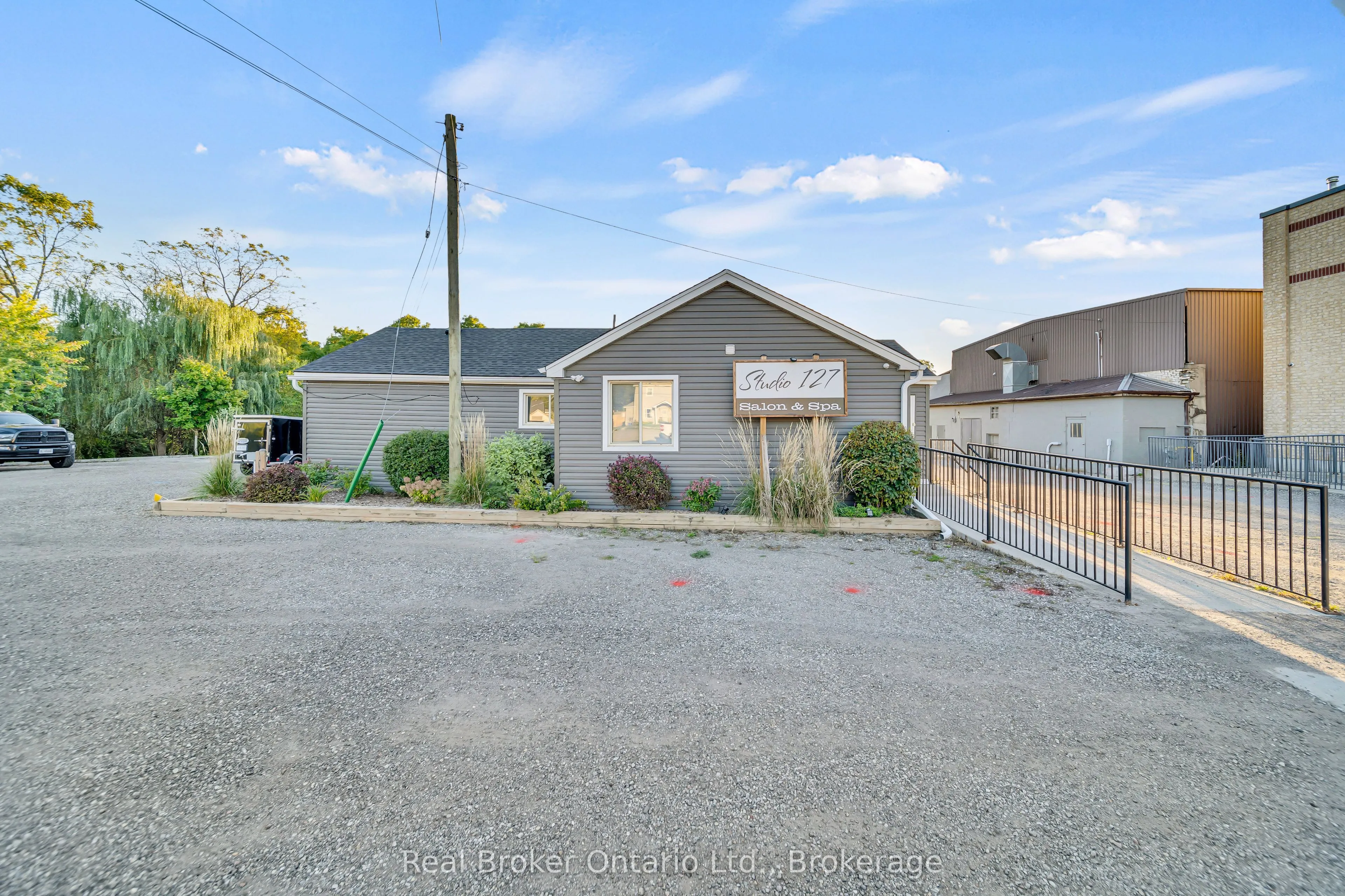 1302 Swan Street