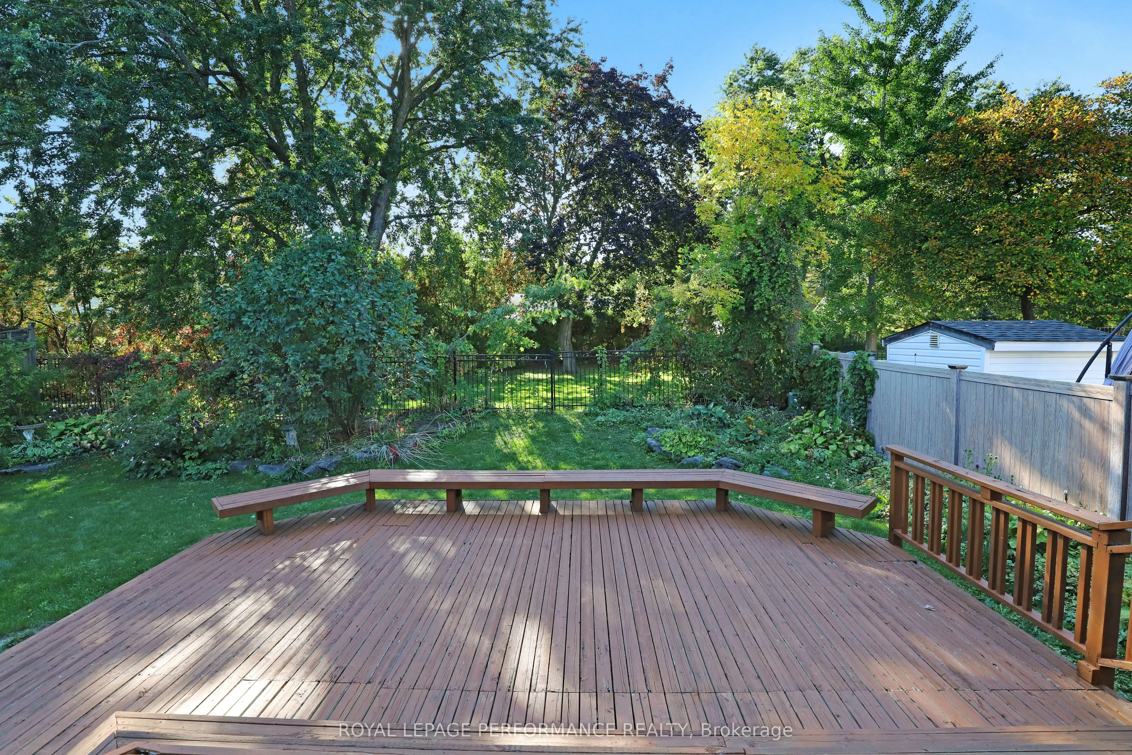 82 Queensline Drive