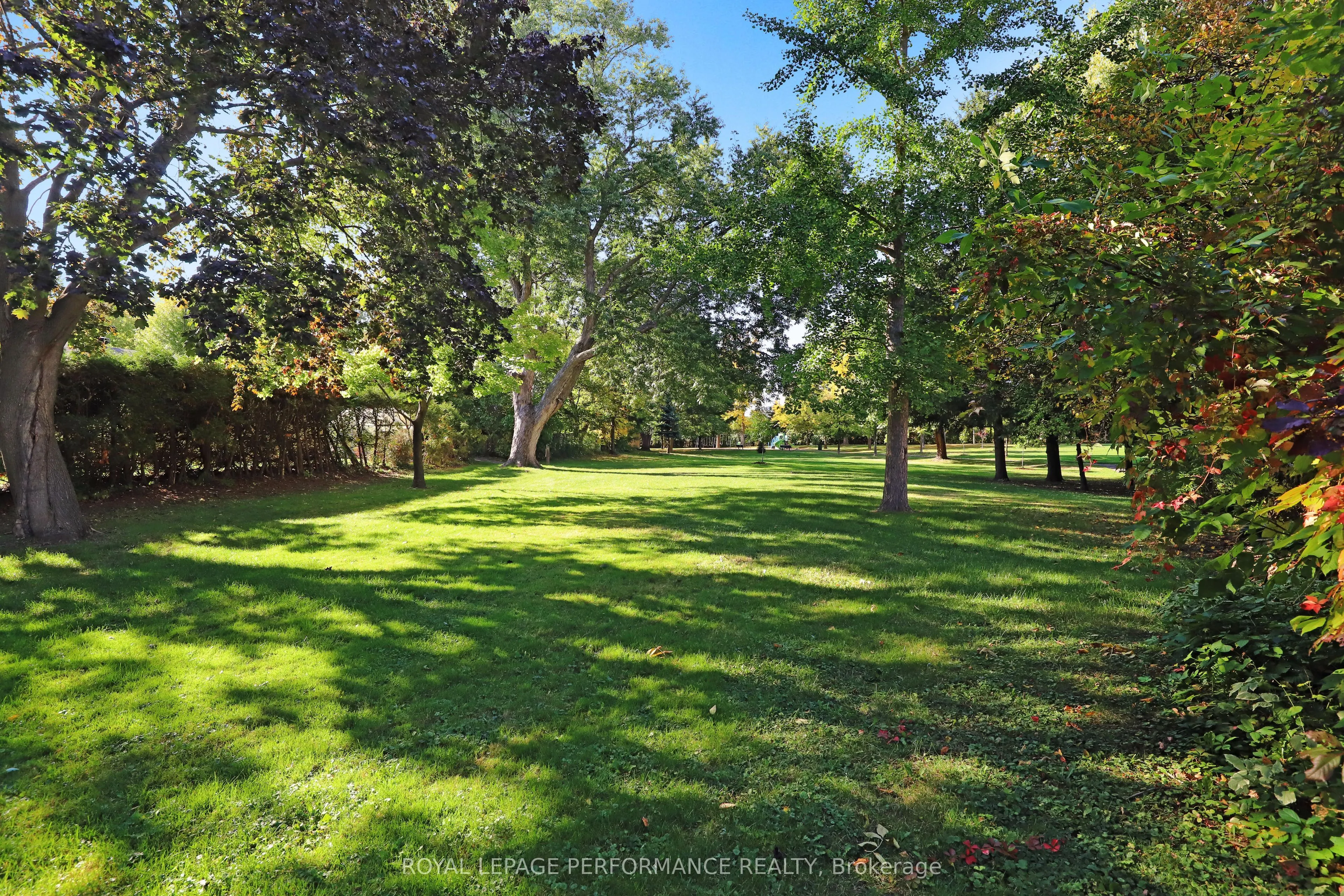 82 Queensline Drive