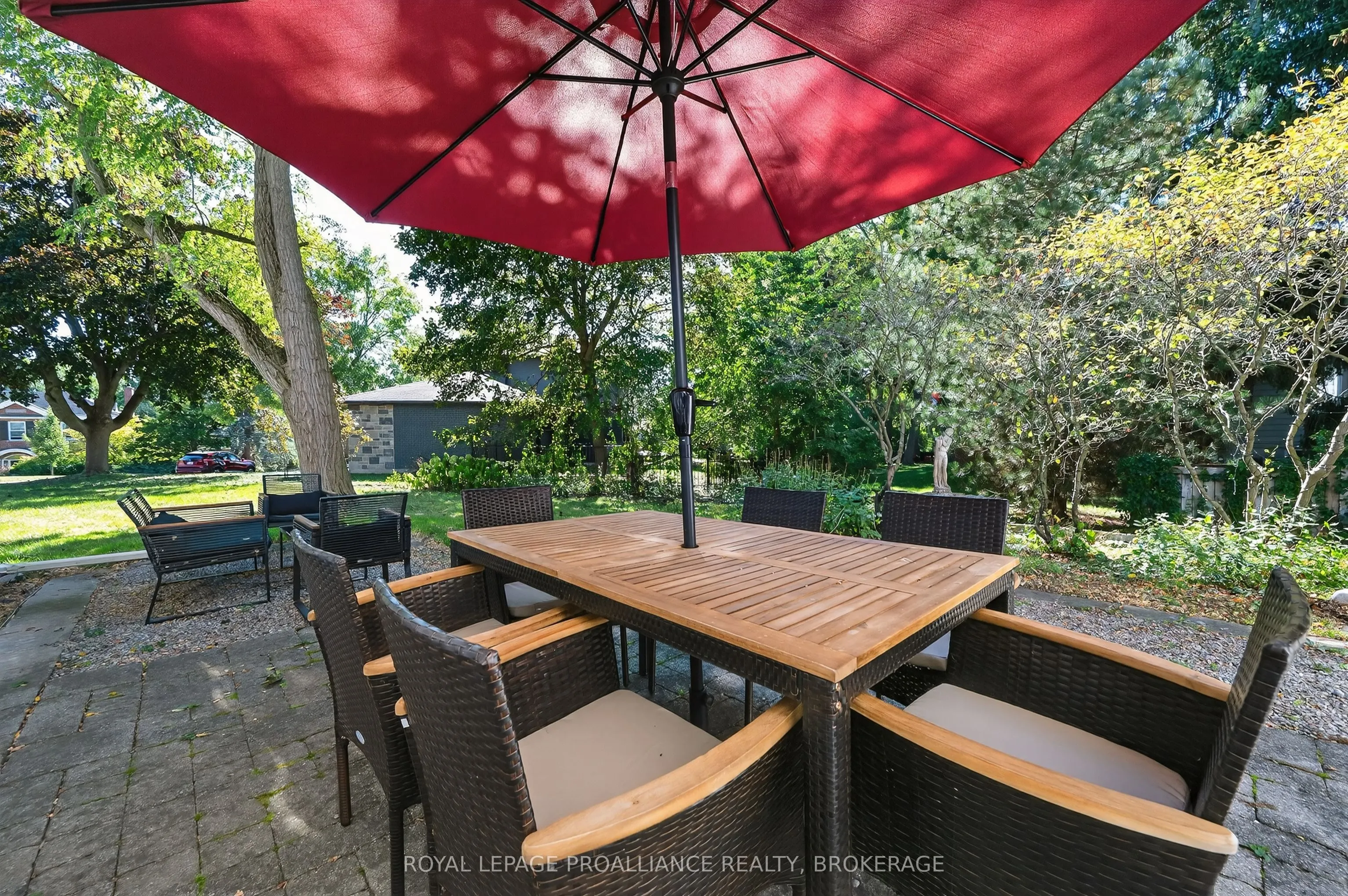 202 Alwington Place