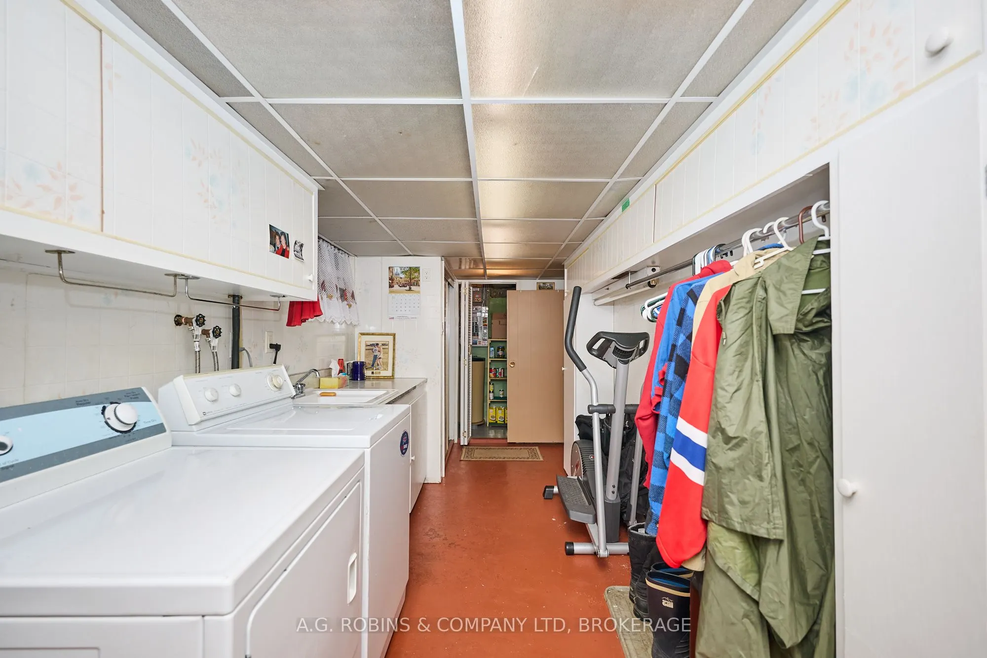 10773 Lakeshore Road