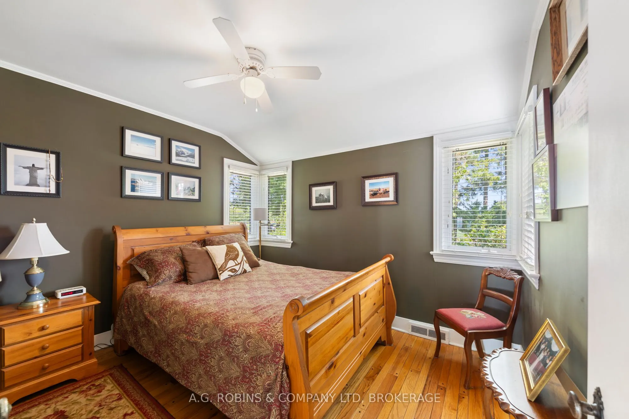 10773 Lakeshore Road