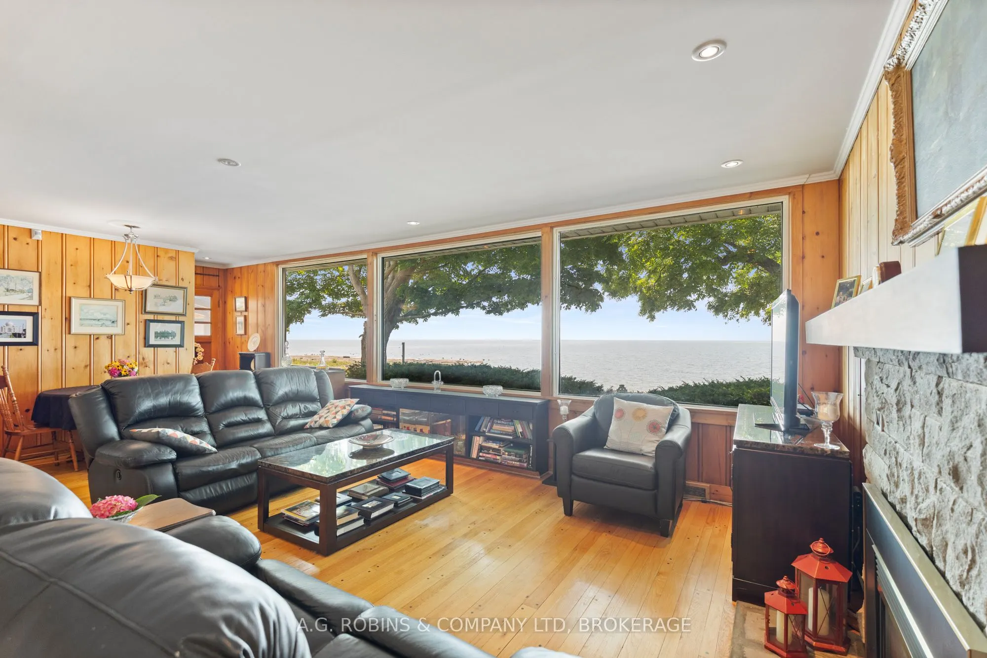 10773 Lakeshore Road