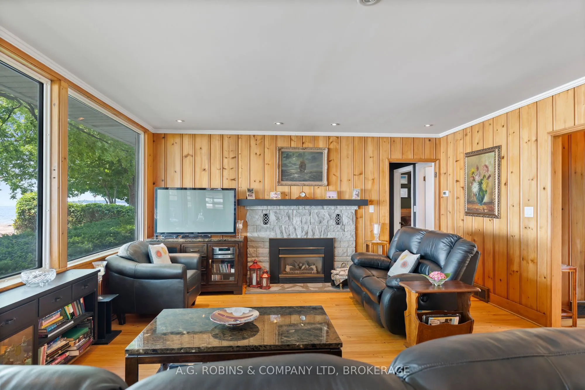 10773 Lakeshore Road