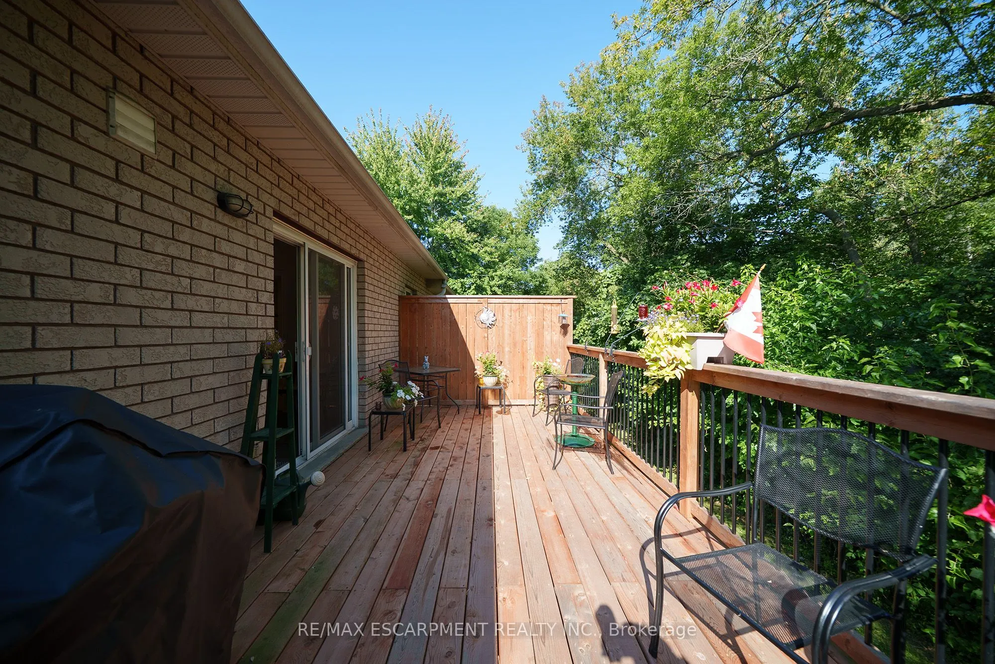 24 Hardy Road, #8